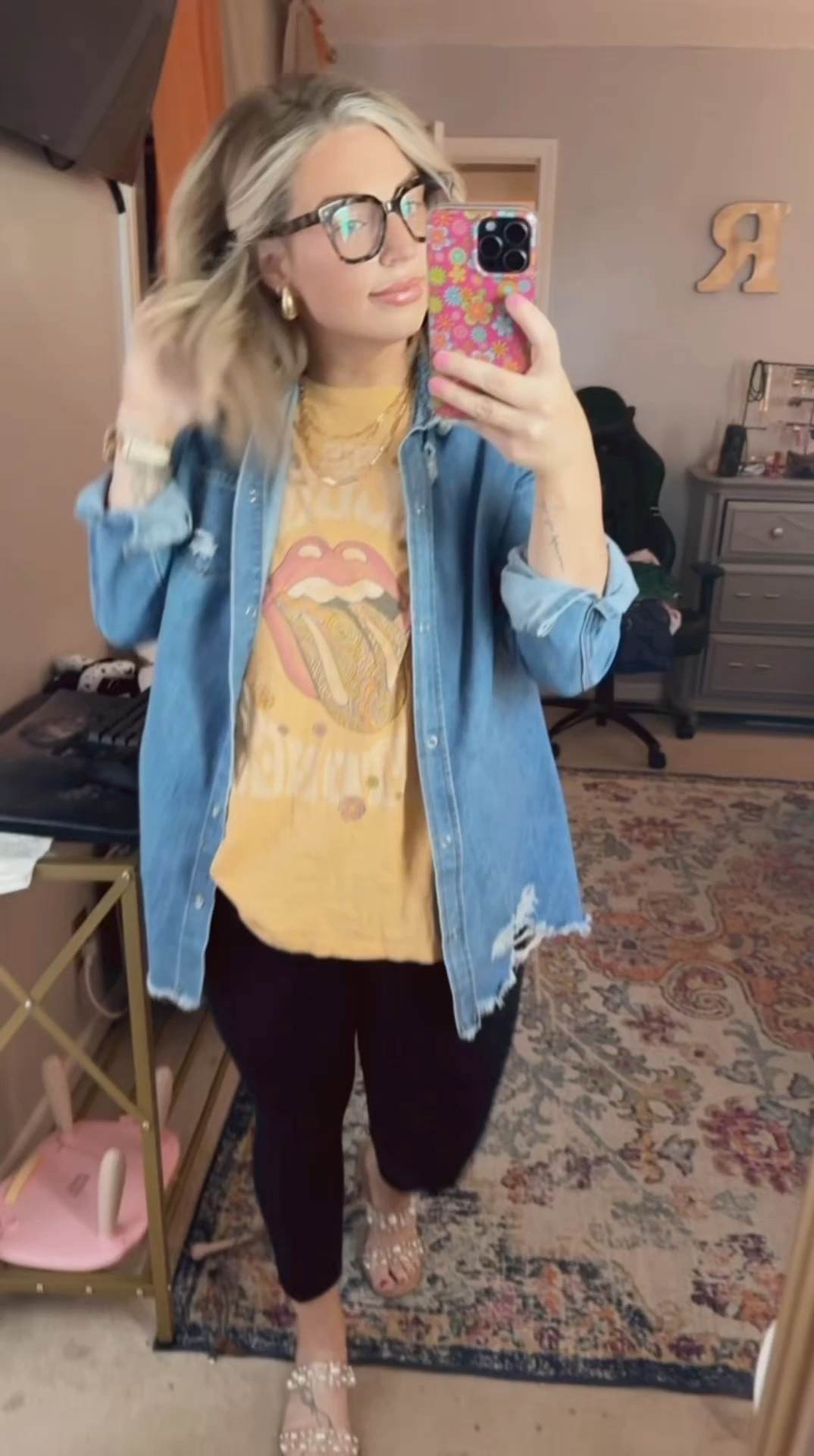 Midsize Mom OOTD 💛🍁🫶🏼✨

#LTKVideo #LTKStyleTip #LTKMidsize