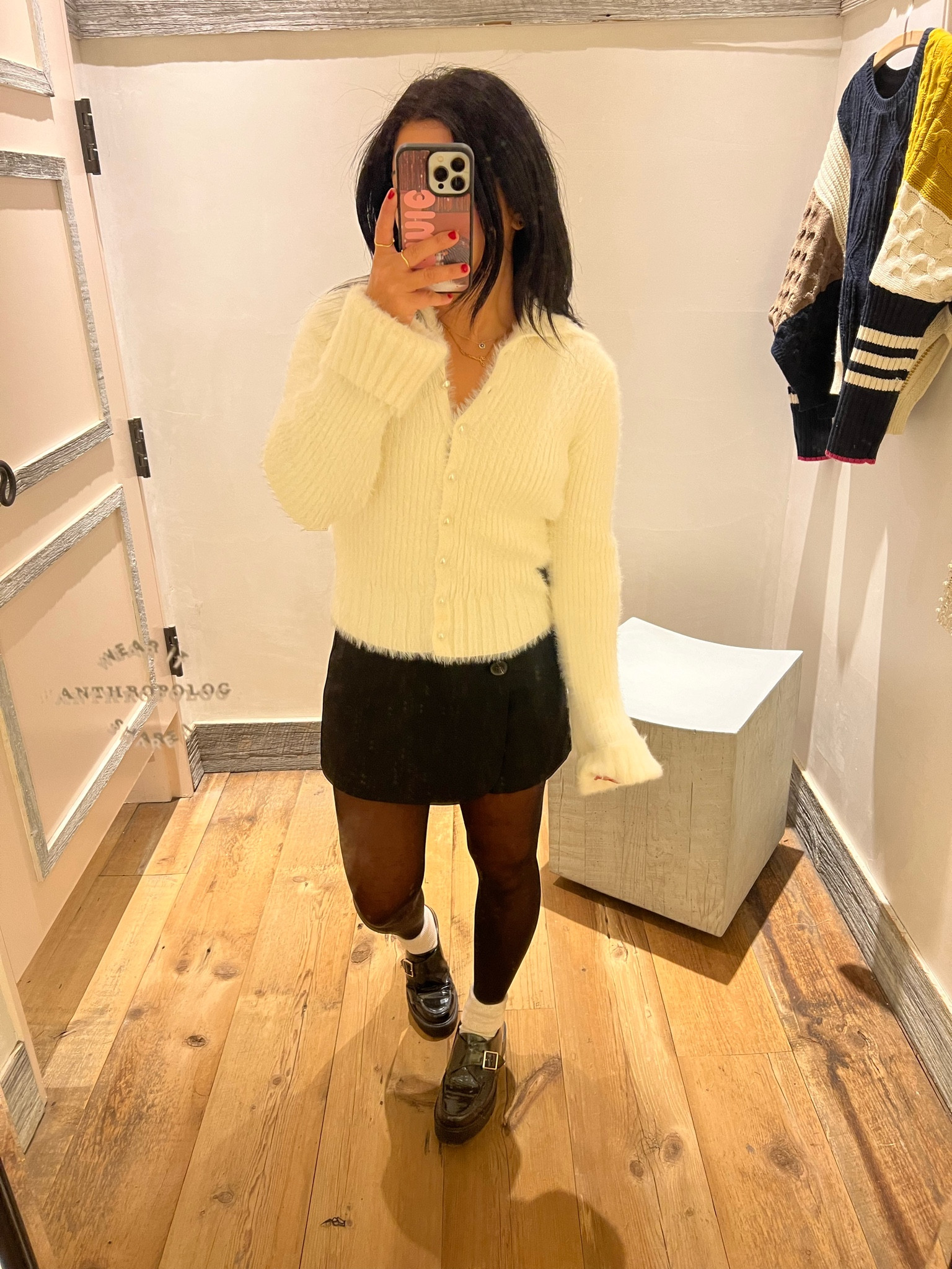 Love this pearl button cardigan for the holidays, runs a little small. Wearing a size small. 30% off this weekend! 

#LTKCyberWeek #LTKHoliday #LTKSeasonal