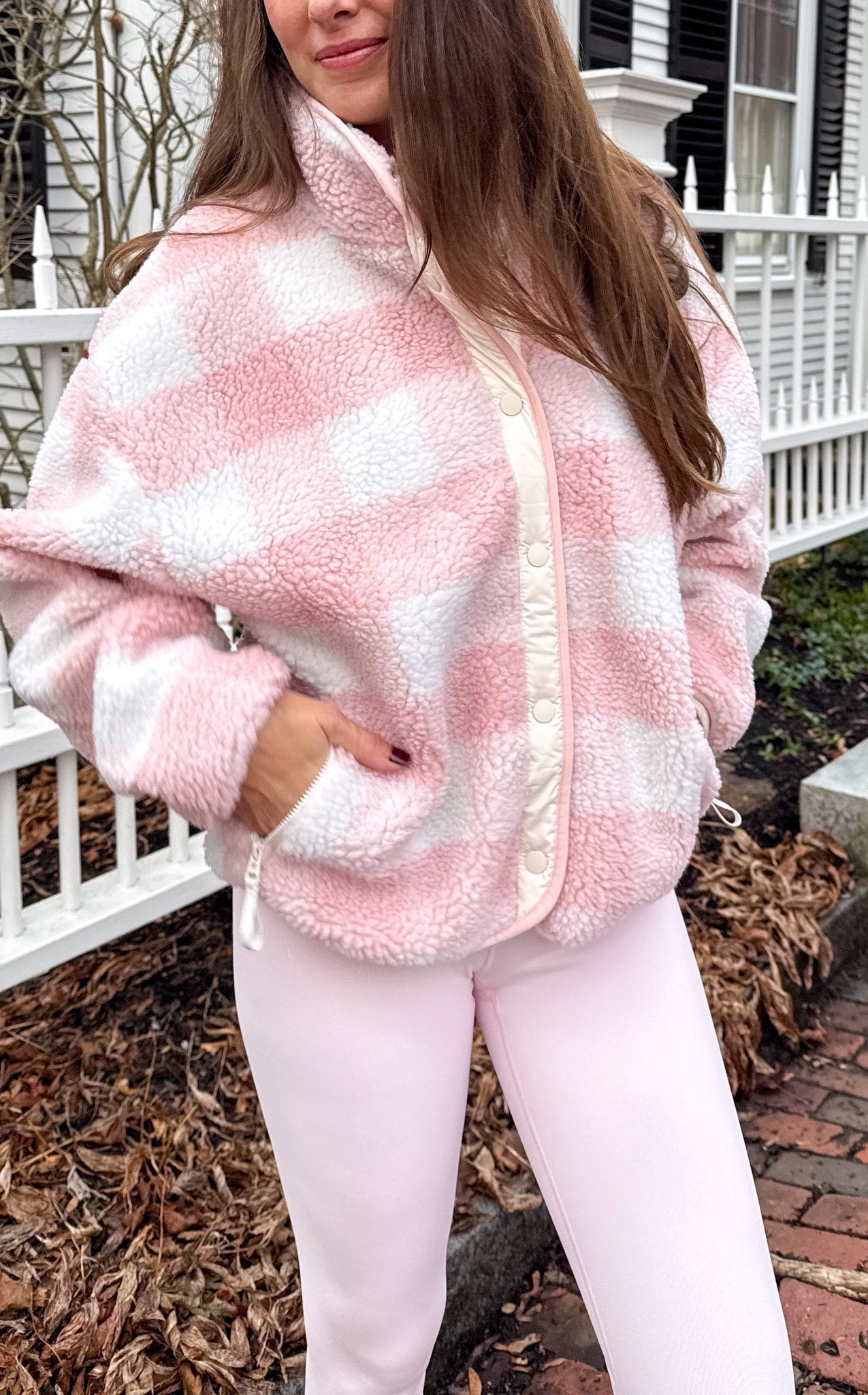 Fabletics, winter workout gear, sporty looks, cozy winter jacket, easy winter looks, pink leggings 

#LTKActive #LTKSeasonal #LTKmomlife