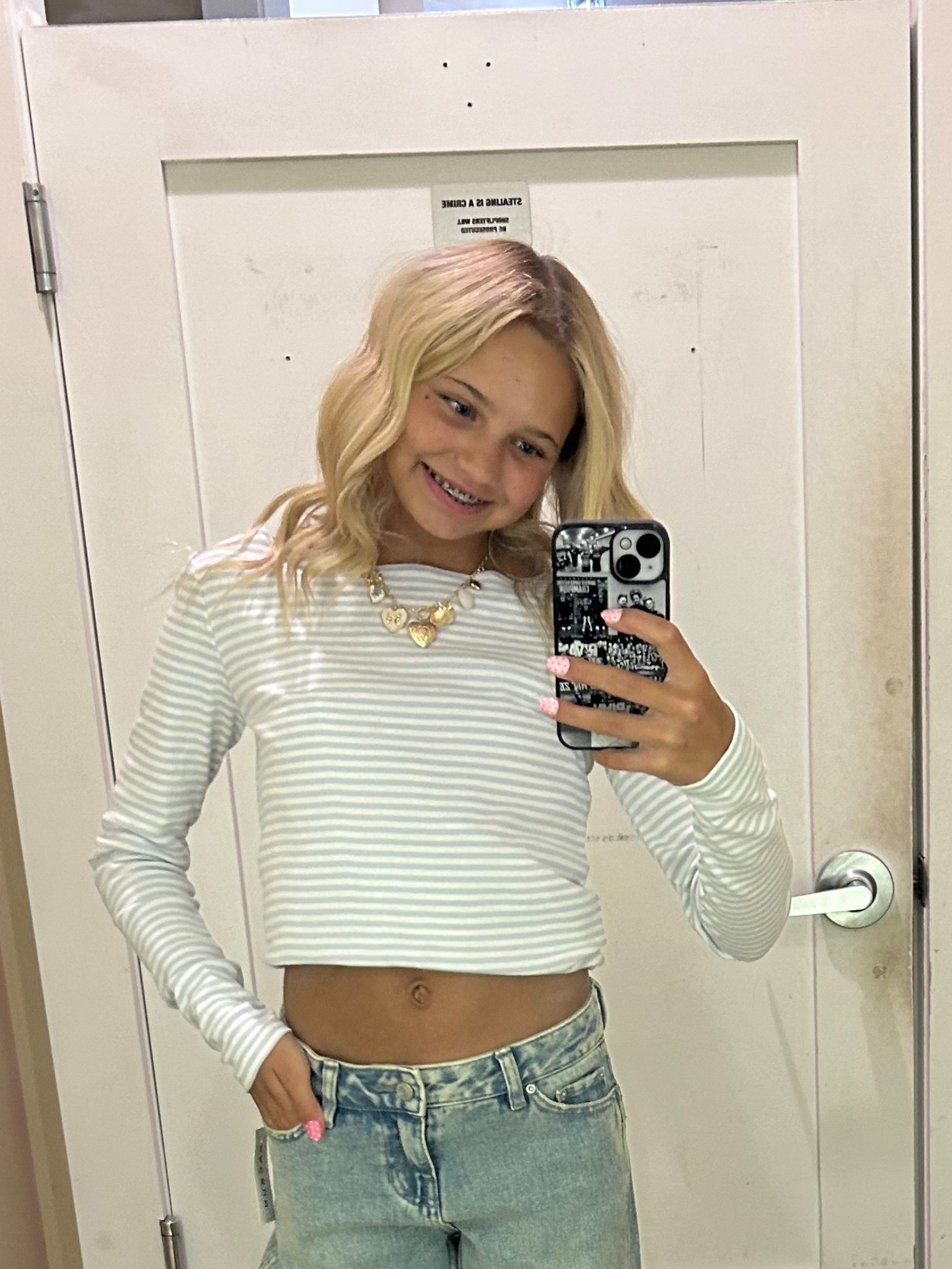 The Gray Striped Catalina Long Sleeve Top offers a classic, versatile look. This striped print top features long sleeves, a round boat neckline, and a slim fit for a flattering silhouette.

Striped print top
Long sleeves
Round boat neckline
Slim fit
100% cotton
Machine washable
One size fits most
