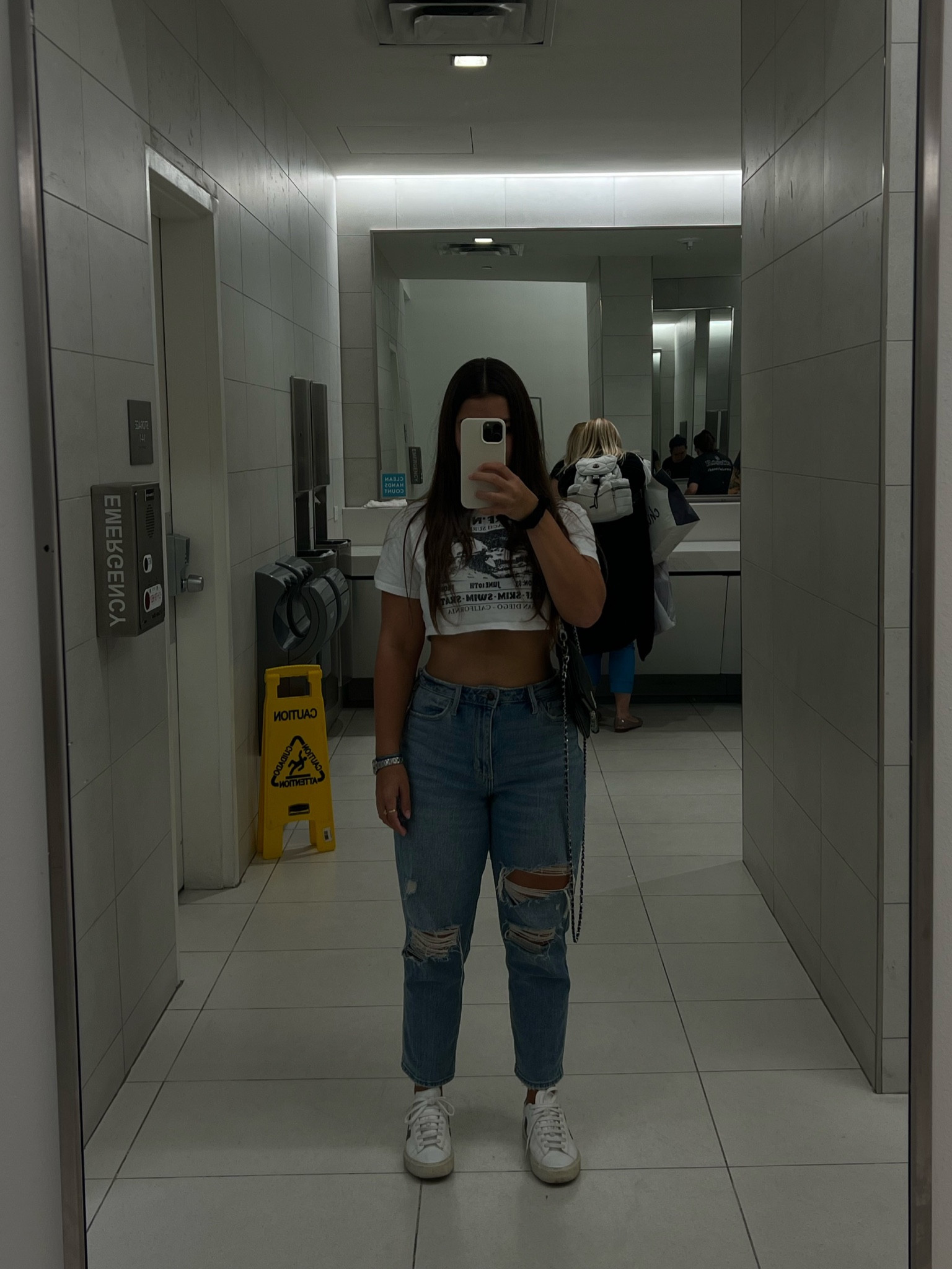 Jeans, crop top, hand bag, shoes, and ready to shop !

#LTKunder100 #LTKitbag #LTKFind