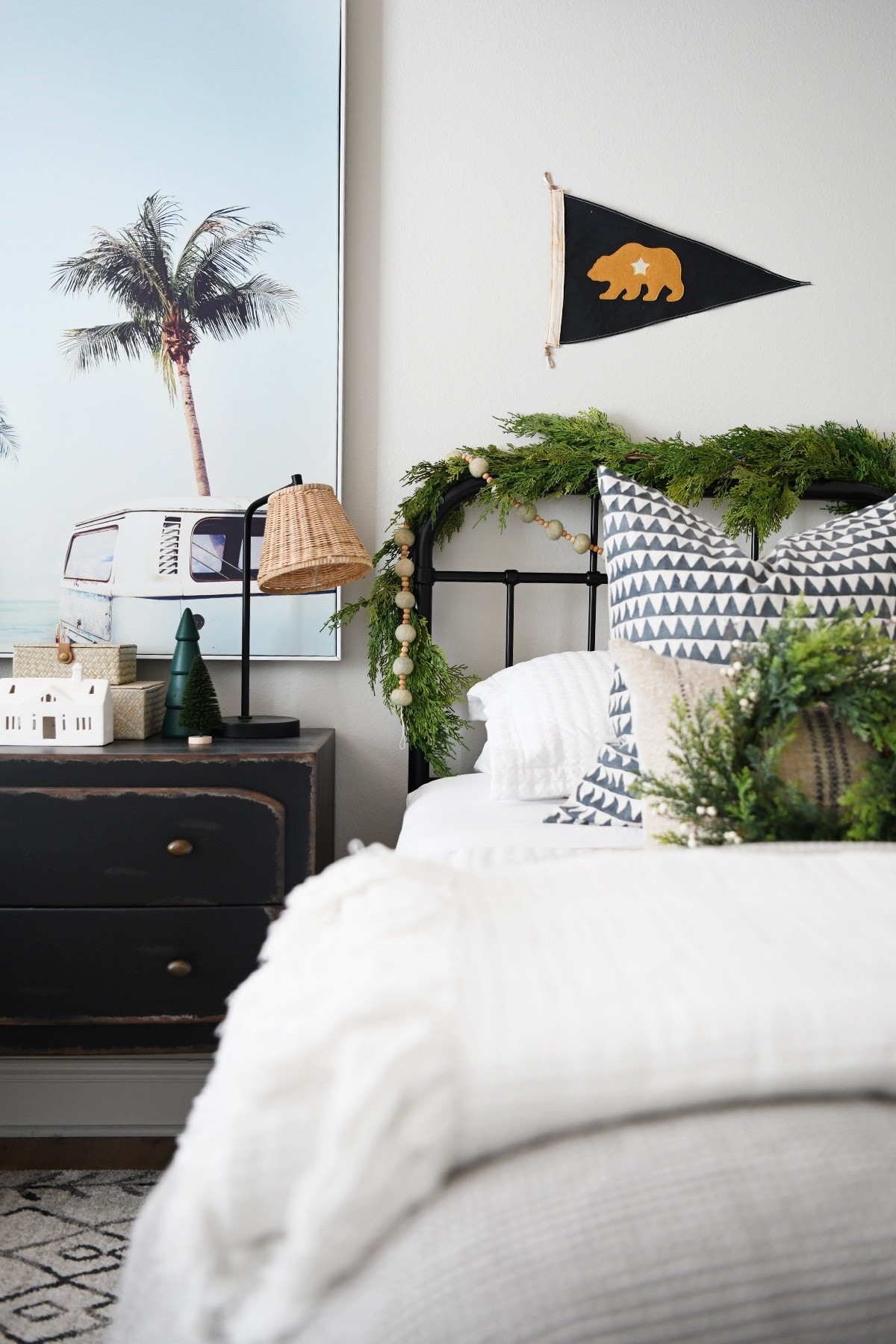 A little coastal Christmas bedroom decor. 🎄💙

Bed | Headboard | garland | Task Lamp | Duvet Cover | Comforter | pillow | wreath

#ltkfindsunder50 #ltkfindsunder100

#LTKSaleAlert #LTKHome #LTKHoliday