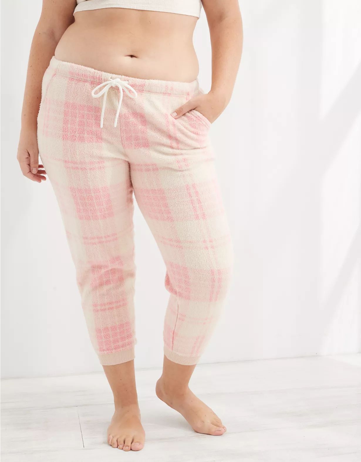 Aerie Snowed-In Fleece Jogger | American Eagle Outfitters (US & CA)