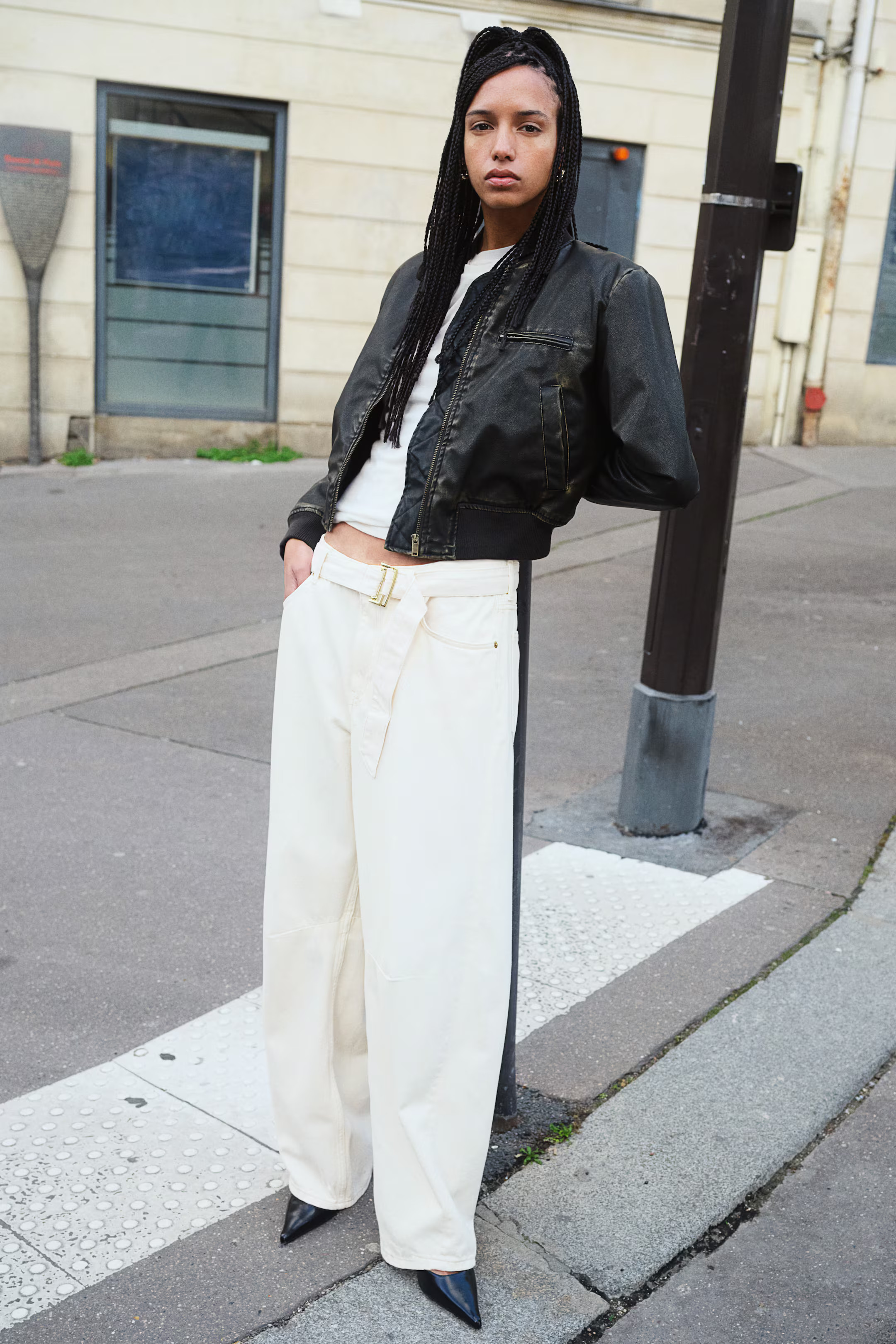 Barrel High Jeans | H&M (UK, MY, IN, SG, PH, TW, HK)