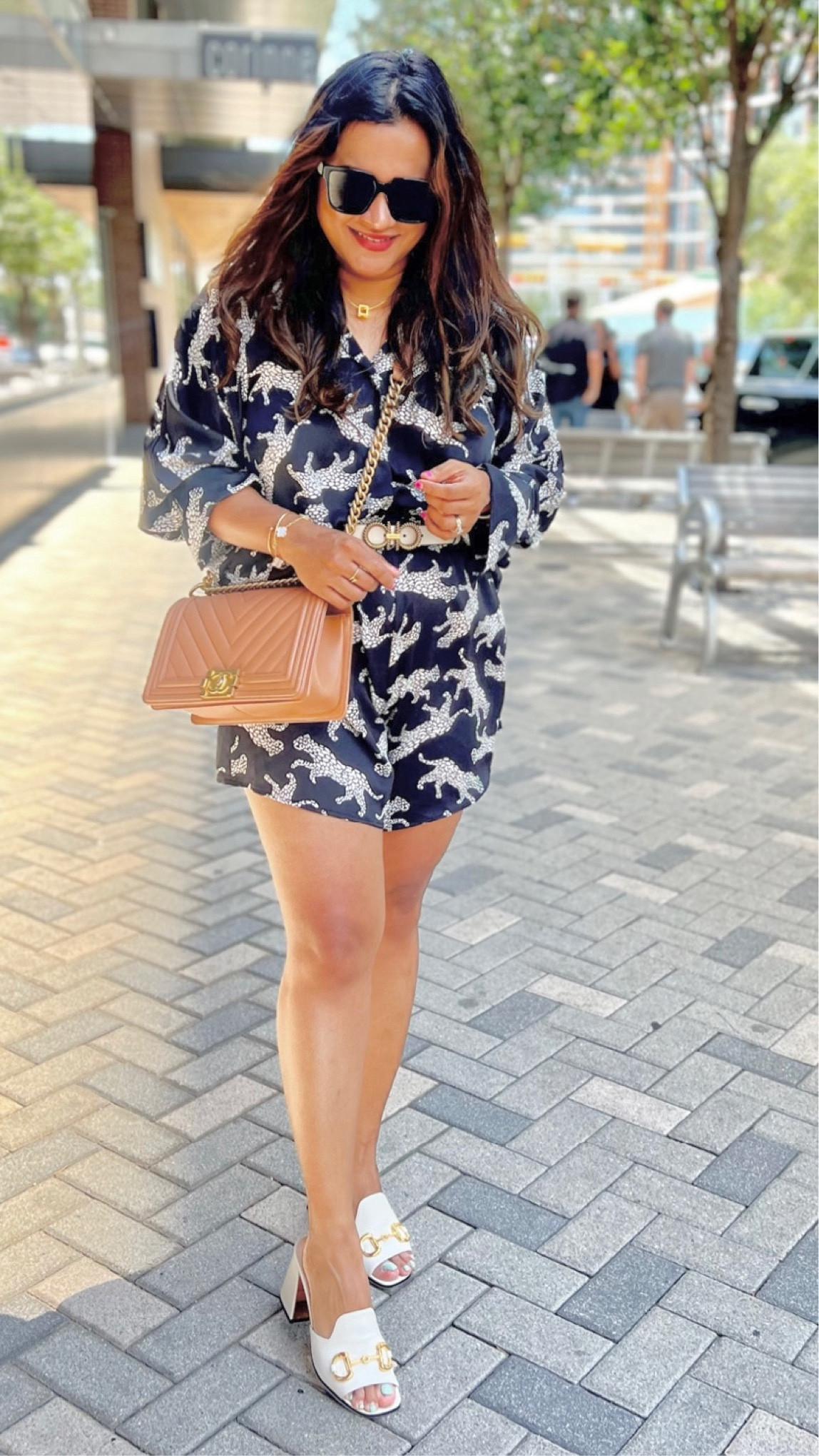 Couldn’t find the exact same cord set.. Linking a few other favorites.. 

#LTKstyletip #LTKshoecrush #LTKitbag