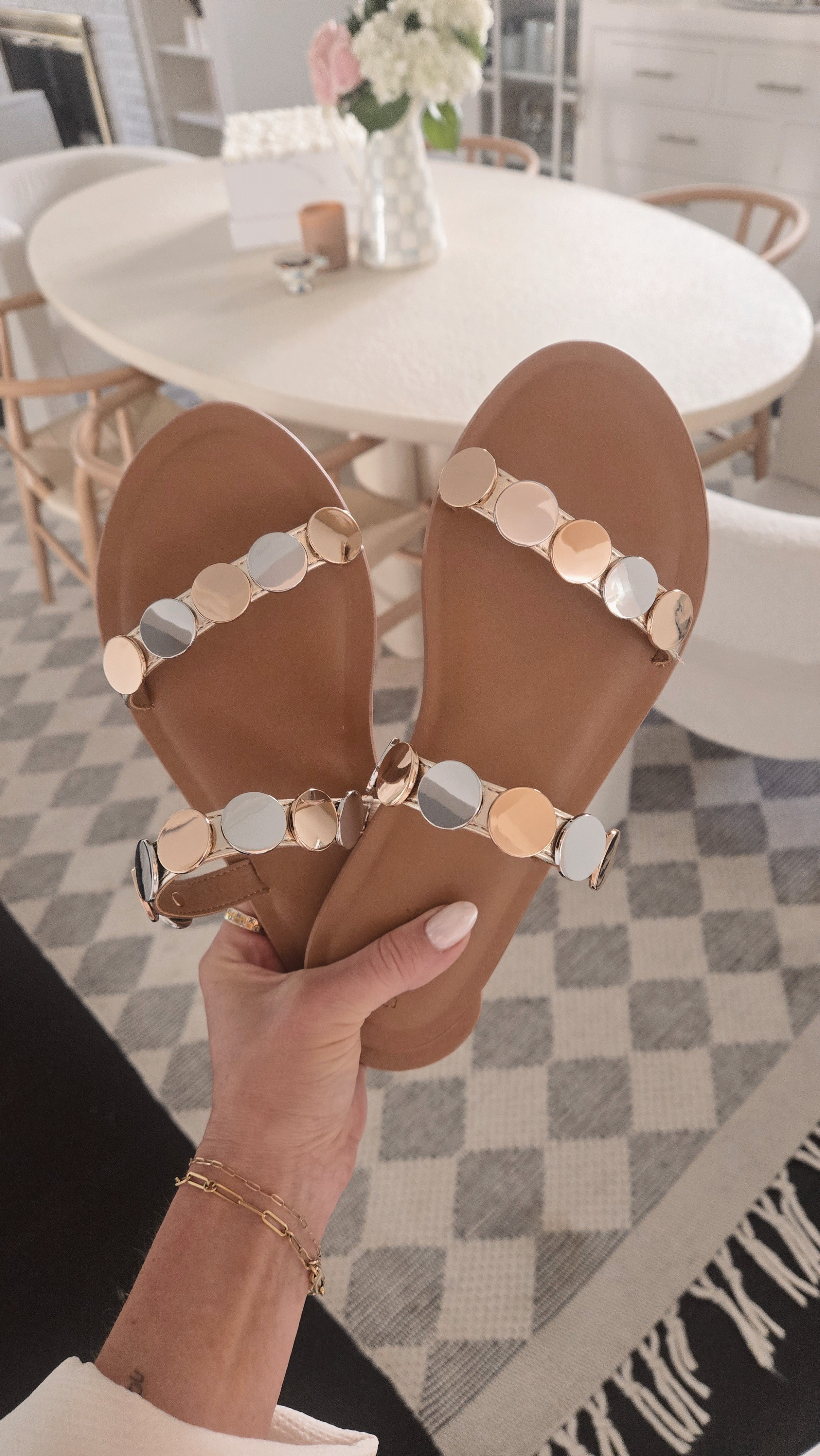 Cute and easy neutral sandal for summertime 

#LTKShoeCrush #LTKFindsUnder50