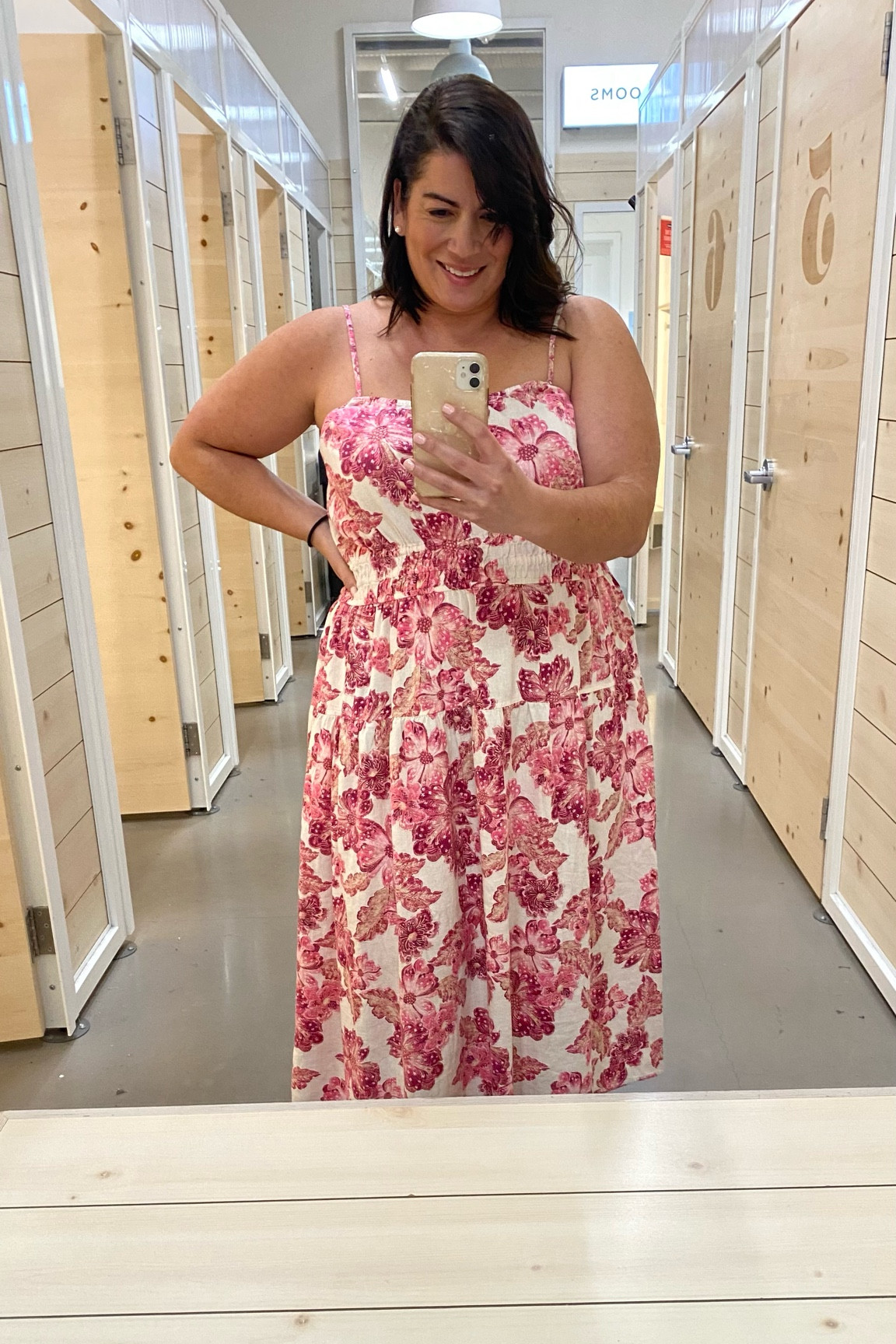 Old Navy Floral dress - size down, runs large. Pink and white floral dress 

#LTKFind #LTKunder50 #LTKsalealert
