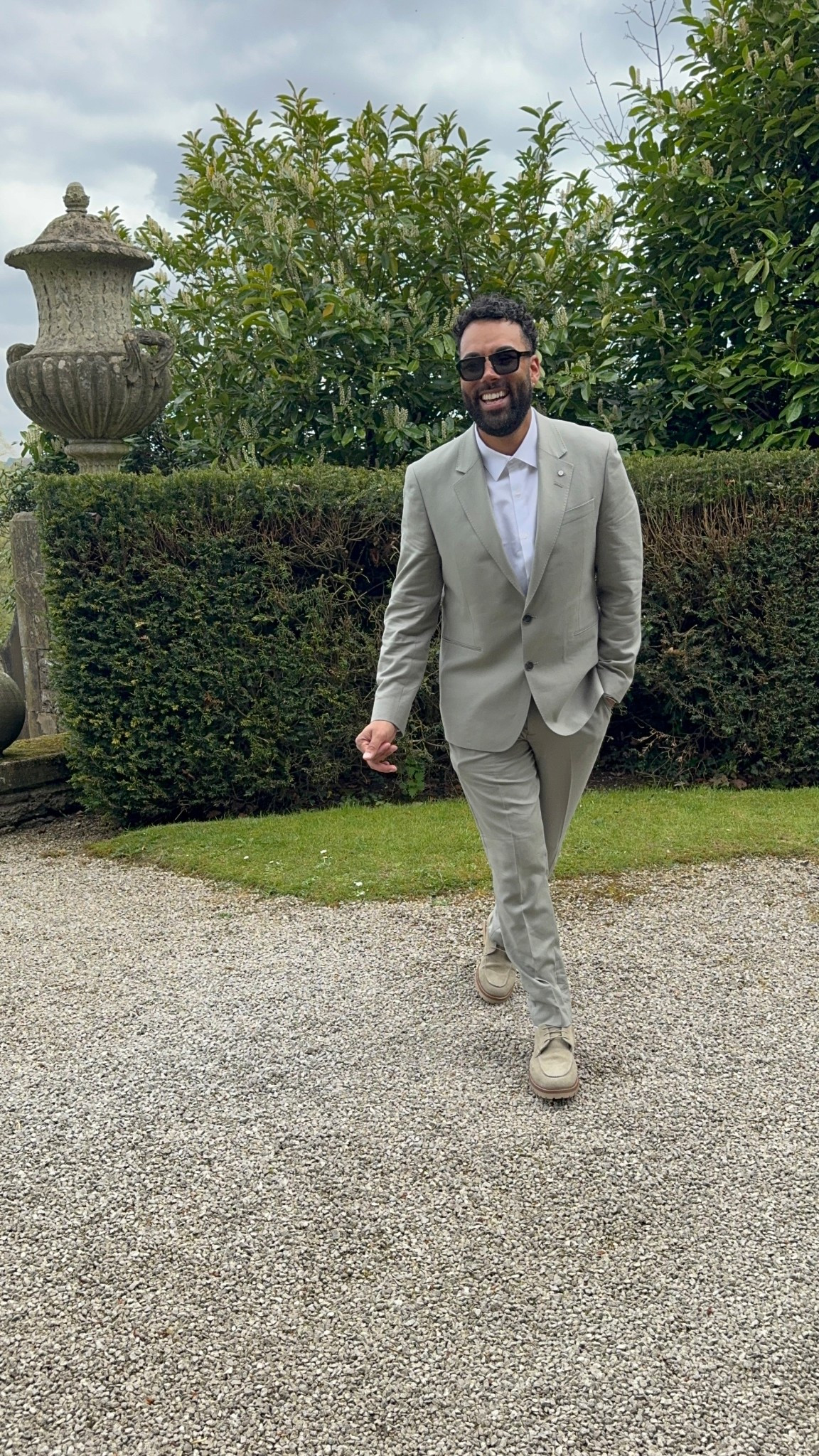 I’m calling this era: soft tailoring supremacy.
yes, I am that guest who gives main character energy twice

#LTKmens #LTKuk #LTKwedding