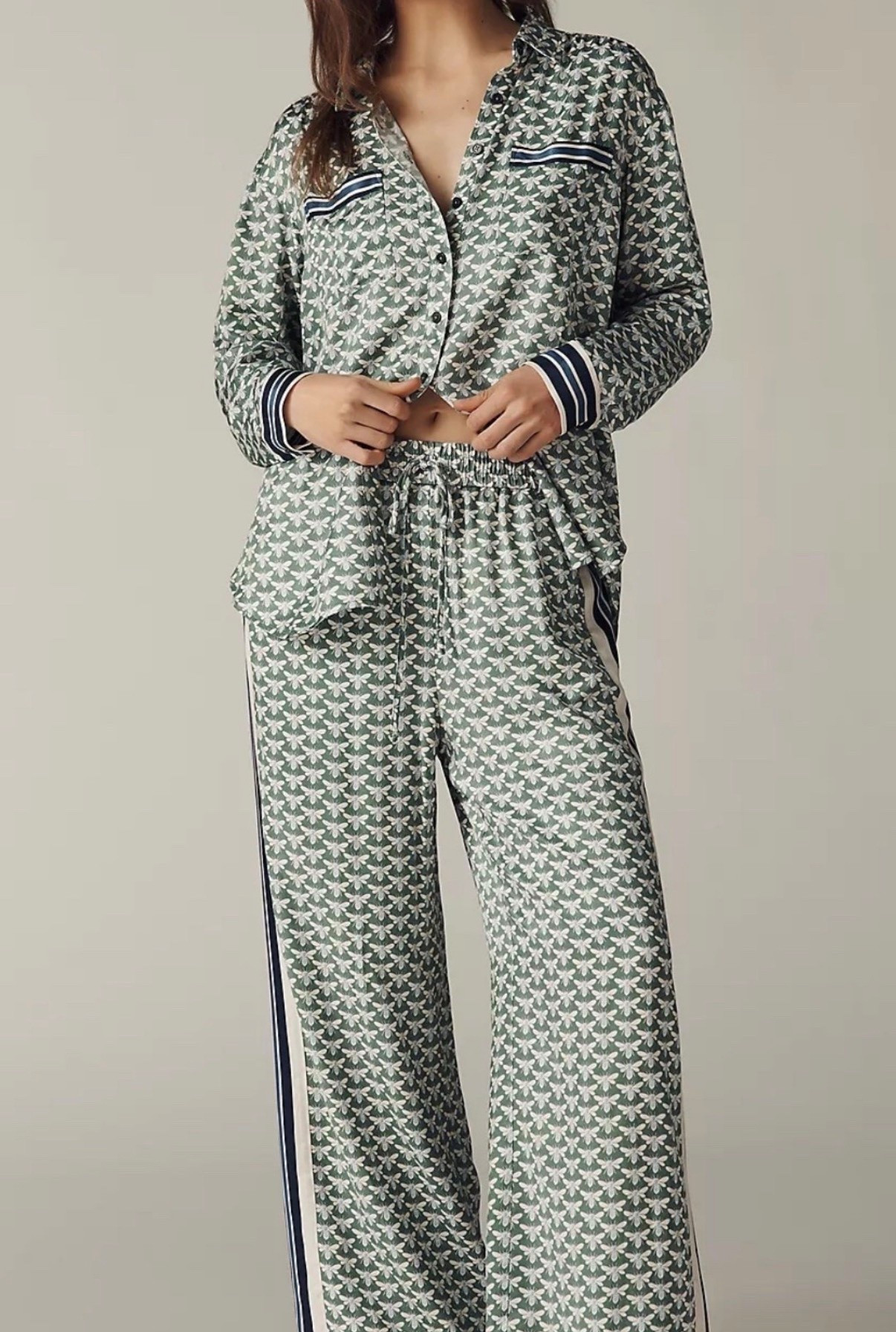 I have this matching set in another print and love it!

#LTKSeasonal