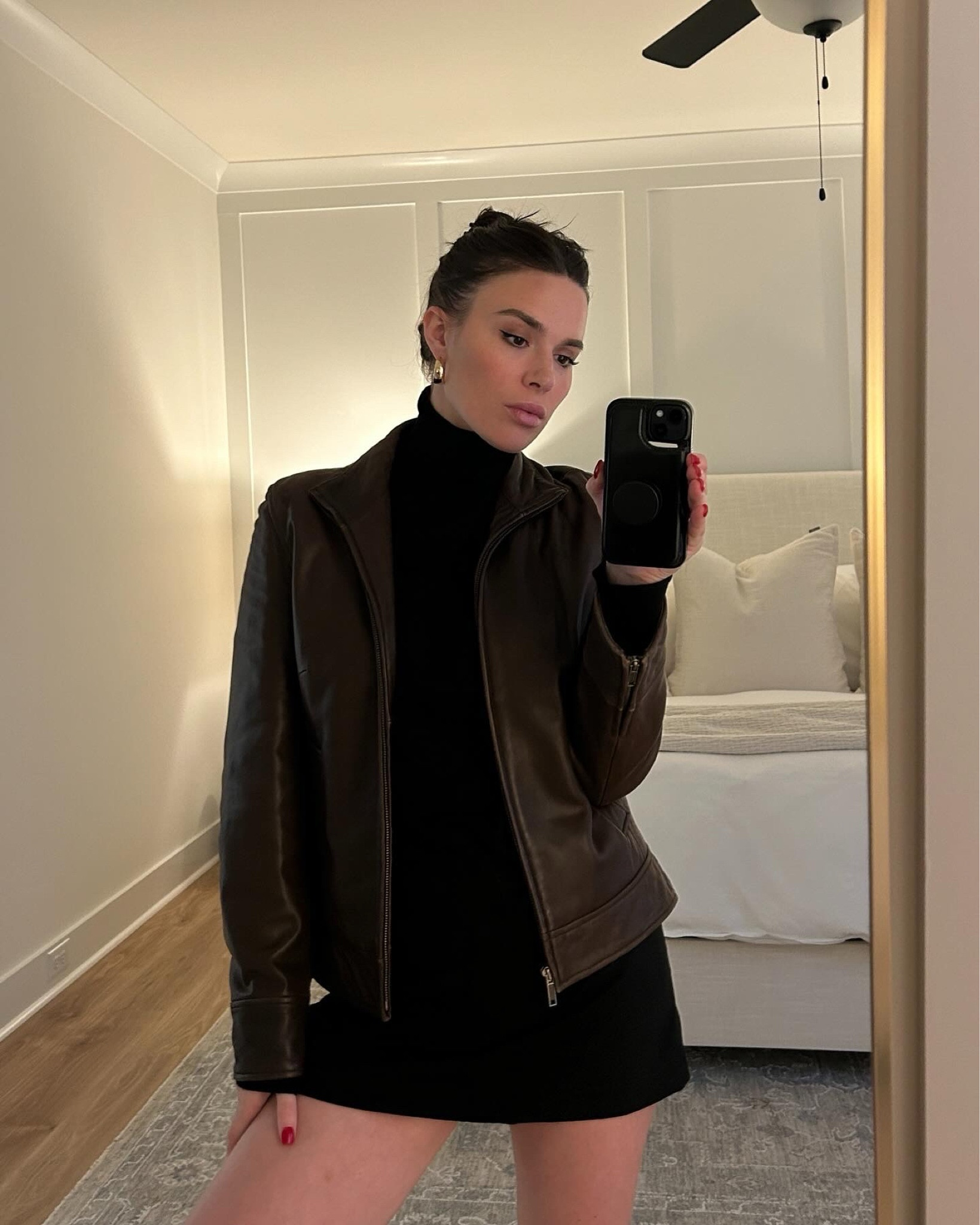Vintage brown leather jacket fit 🤎

#LTKWorkwear #LTKSeasonal #LTKWatchNow