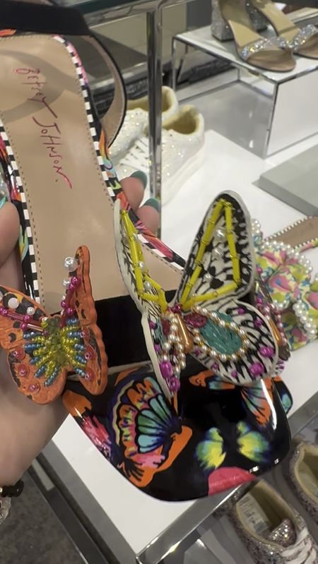 Betsey Johnson low heel butterfly shoes spring shoes 

#LTKSeasonal #LTKshoecrush #LTKfindsunder100