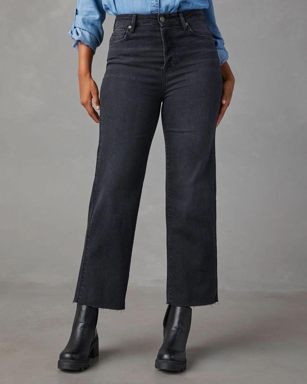 Venti High Rise Straight Leg Crop Denim | VICI Collection