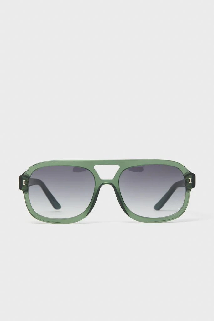 Pine Memphis Sunglasses | Tuckernuck (US)