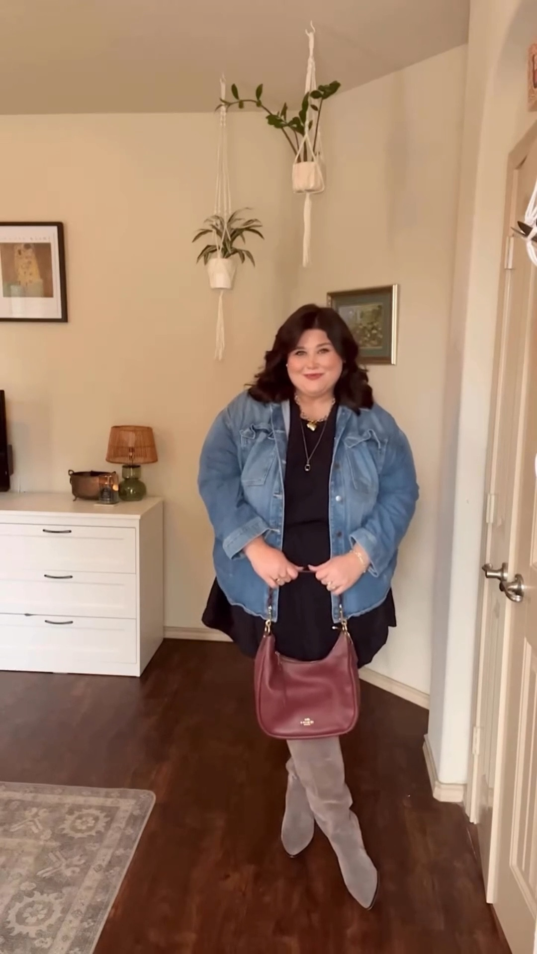 Recreating a cute and casual fall fashion moment on a plus size body!

#LTKStyleTip #LTKPlusSize #LTKMidsize