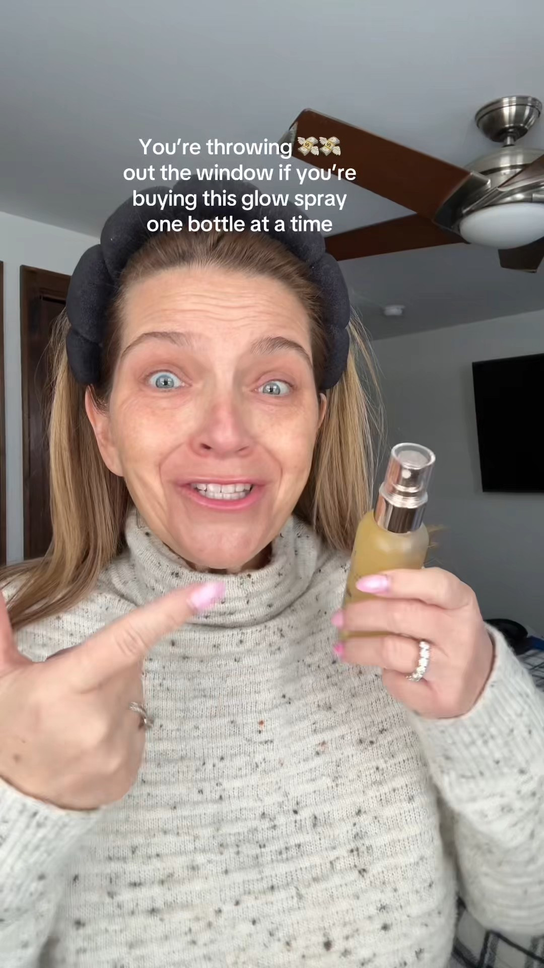 Who doesn’t love a multi-use beauty product?? D’Alba first spray serum can be used as part of your skincare, as a setting spray or to refresh throughout the day. It gives hydrated, radiant skin 

#LTKselfcare #LTKBeauty #LTKOver40