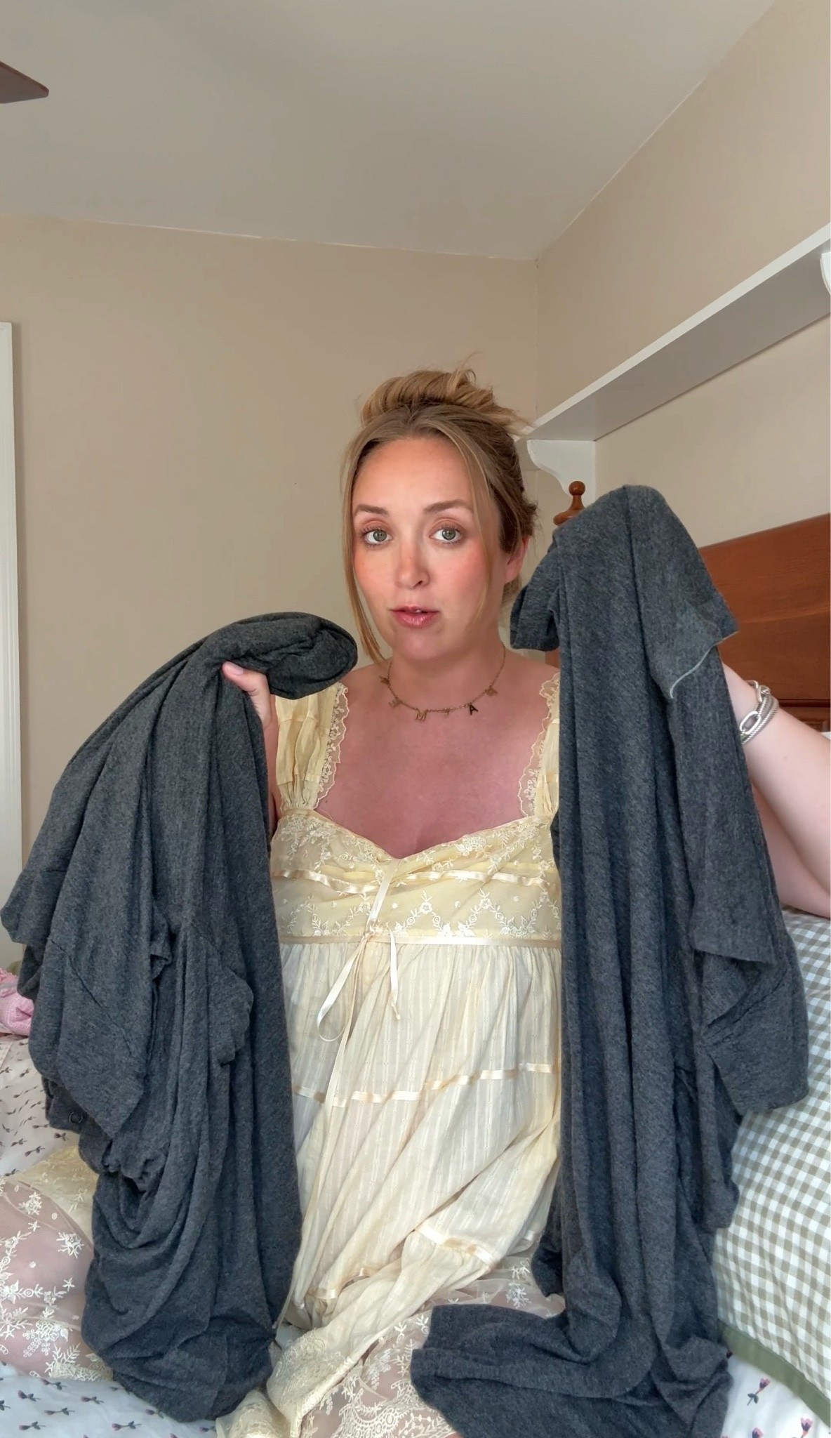What I’m packing in my hospital bag as a third time mom!