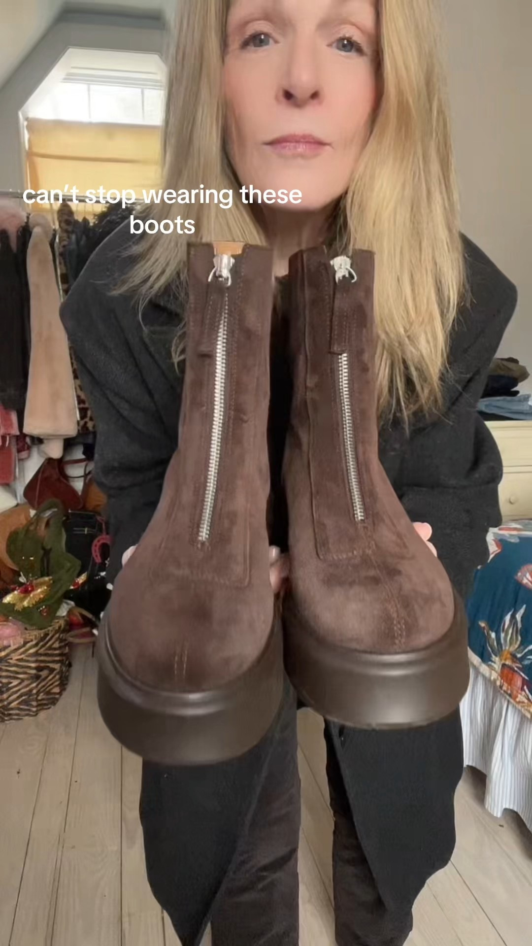 Some skinny jeans, my husbands coat and these Steve Madden boots. Easy. 

#LTKgrwm #LTKootd #LTKOver40