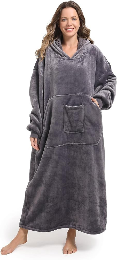 FUSSEDA Oversized Wearable Blanket Sweatshirt, Thick Warm Fleece Cozy Sherpa Hooded with Pockets ... | Amazon (US)