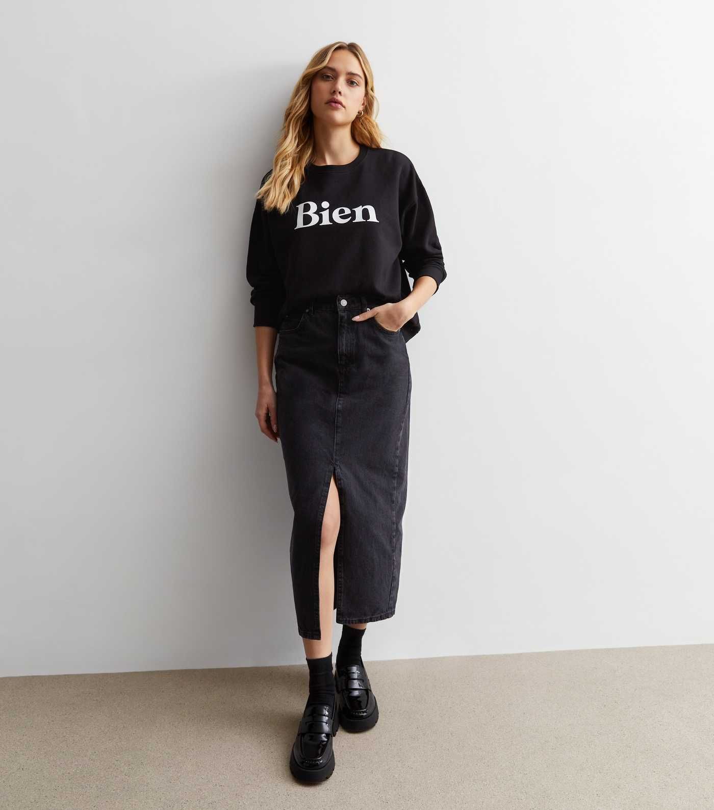 Black Denim Split Hem Maxi Skirt
						
						Add to Saved Items
						Remove from Saved Items | New Look (UK)