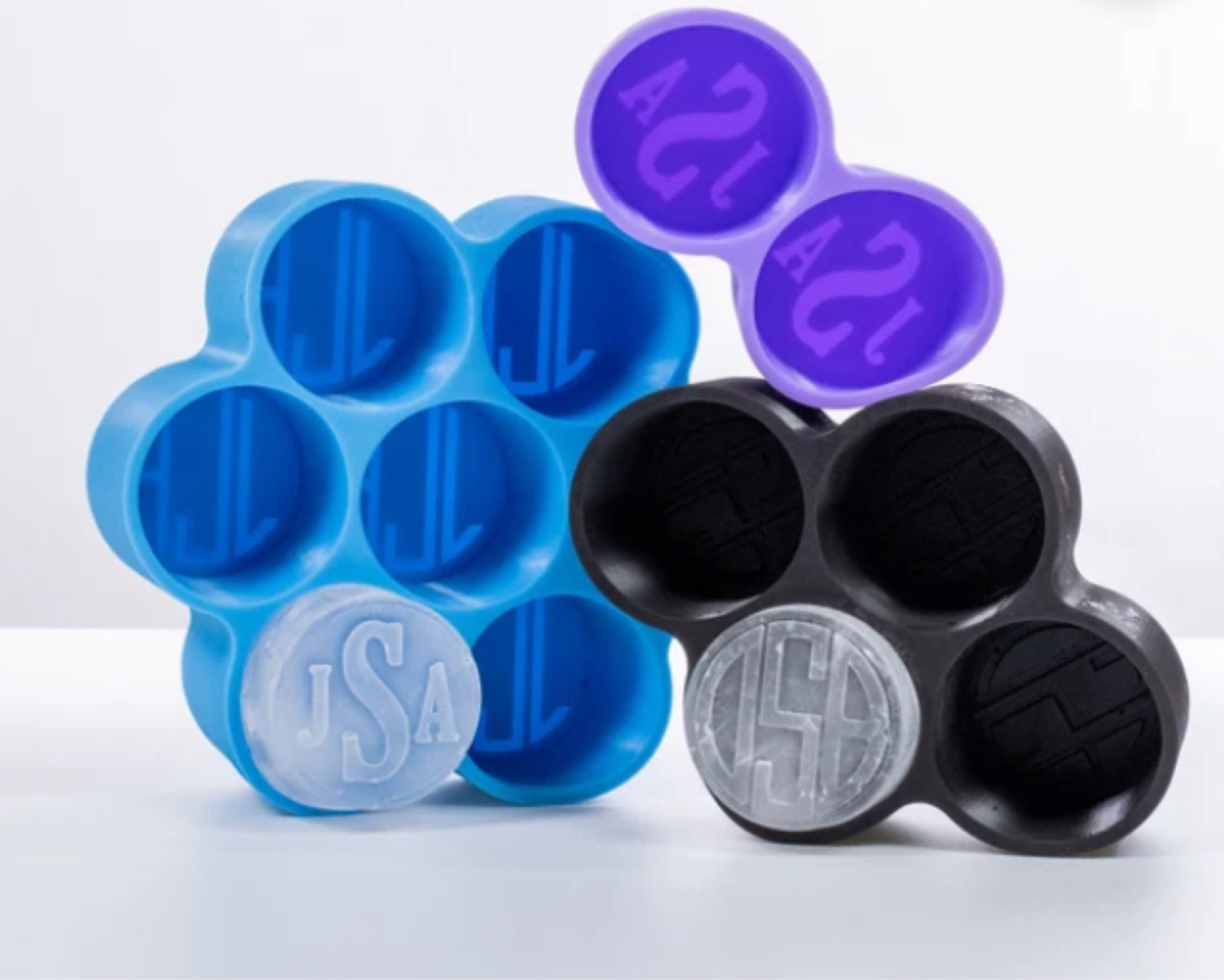 Father’s Day Gift - monogram ice cubes - great for a Yeti or bourbon glass 

#LTKHome #monogramgift #giftidea #giftforhim #LTKSaleAlert #under30 #giftsunder30

#LTKMens #LTKGiftGuide #LTKFindsUnder50