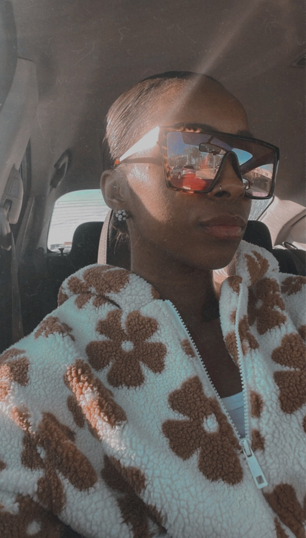 Love this option for the fall! 

The flowers are so cute & the jacket is so cozy. 

Oh and one of my fave pair of sunnies! 
Linked similar options. 

#LTKFindsUnder50 #LTKFindsUnder100 #LTKStyleTip