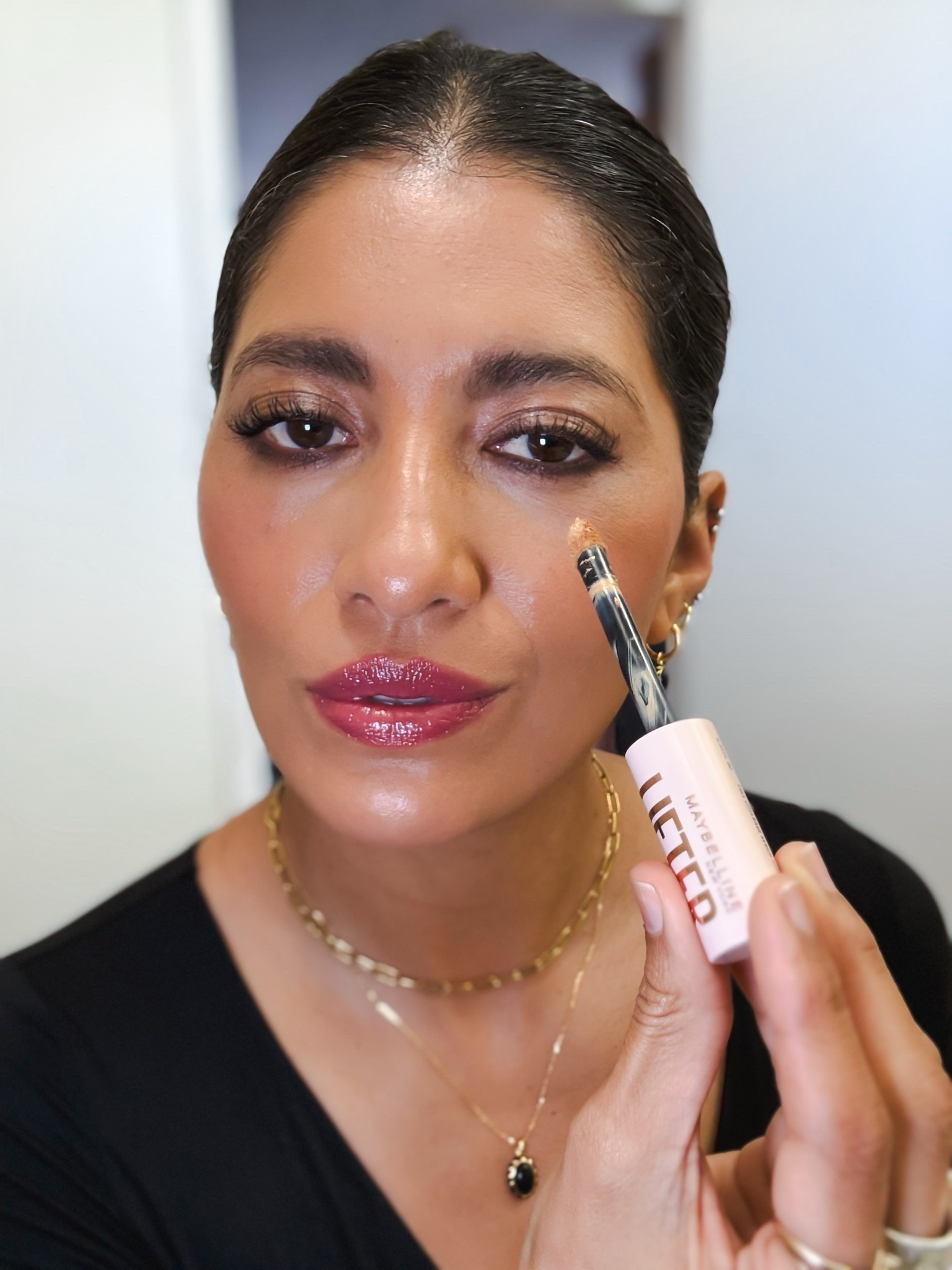 Glowy, hydrated makeup days are officially here ✨💖 I’ve been using the new Maybelline Lifter Foundation with 2% Niacinamide + Hyaluronic Acid and WOW… my skin has never looked this smooth, plump, and radiant. Paired with the Lifter Serum Concealer with 2% Peptides + Caffeine for brighter, hydrated under eyes 👏 The glow is unreal and my makeup still looks like skin. Obsessed with this combo for an everyday luminous finish ✨

maybelline lifter foundation, maybelline lifter serum concealer, glowy makeup look, hydrated foundation, dewy skin makeup, niacinamide foundation, hyaluronic acid makeup, brightening concealer, peptide concealer, caffeine concealer, radiant makeup routine, drugstore makeup favorites, everyday makeup look, luminous skin, beauty creator favorites

#MaybellinePartner #LifterFoundation #LifterConcealer #GlowyMakeup #HydratedSkin #DewyMakeup #DrugstoreMakeup #MakeupRoutine #BeautyFinds #Niacinamide #HyaluronicAcid #Peptides #RadiantSkin #MakeupLover #LTKBeauty

#LTKOver40 #LTKselfcare #LTKBeauty