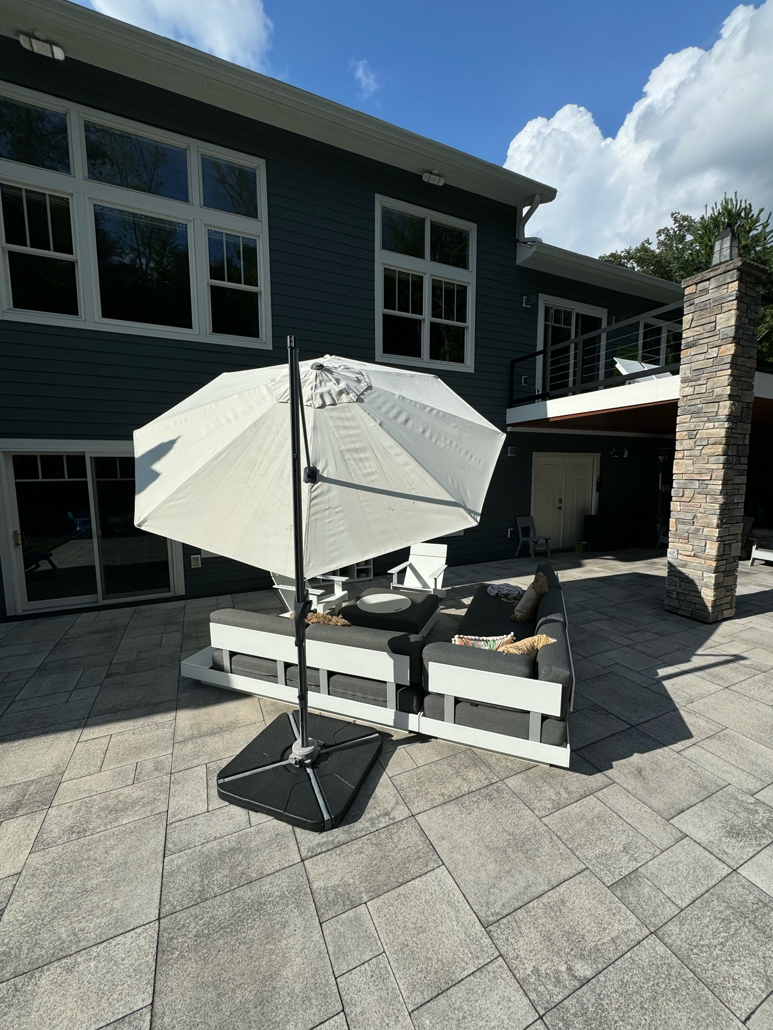 Umbrella for patio outdoor furniture 

Backyard decor 
