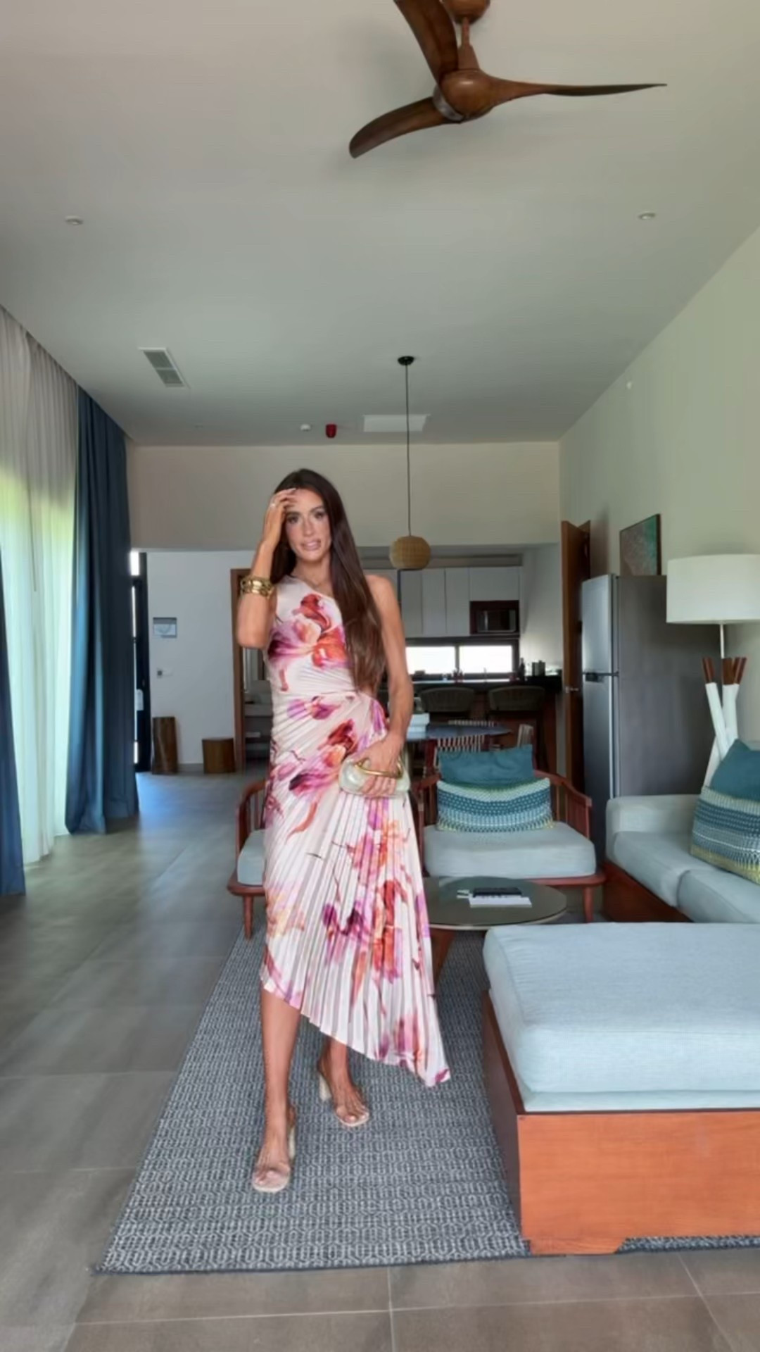 Use code Sarah40 sitewide for 40% off Vici 


Vacation dress, resort outfit

#LTKgrwm #LTKTravel #LTKootd