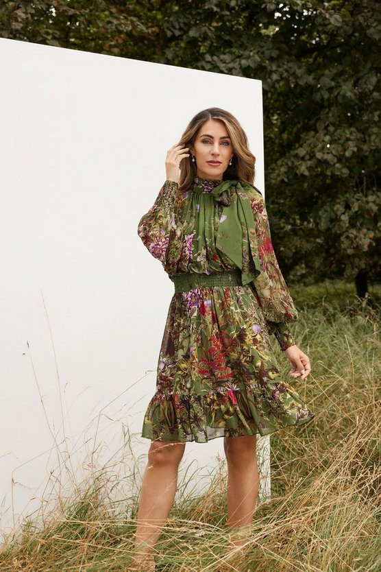 Shop Karen Millen

 USA >
 AU >
 UK >





Ready to shop? Good news – we deliver to over 100 co... | Karen Millen US