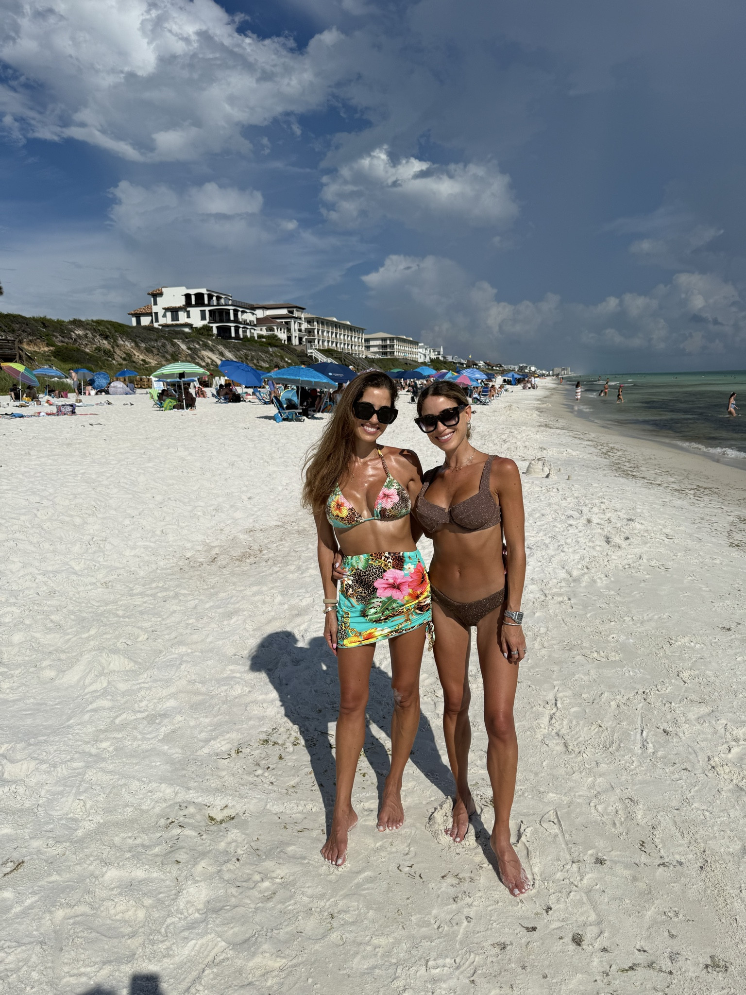 Beach day bikini size s top and bottoms brown shimmer bikini xs bottoms s top 

#LTKFindsUnder100 #LTKPetite #LTKSaleAlert