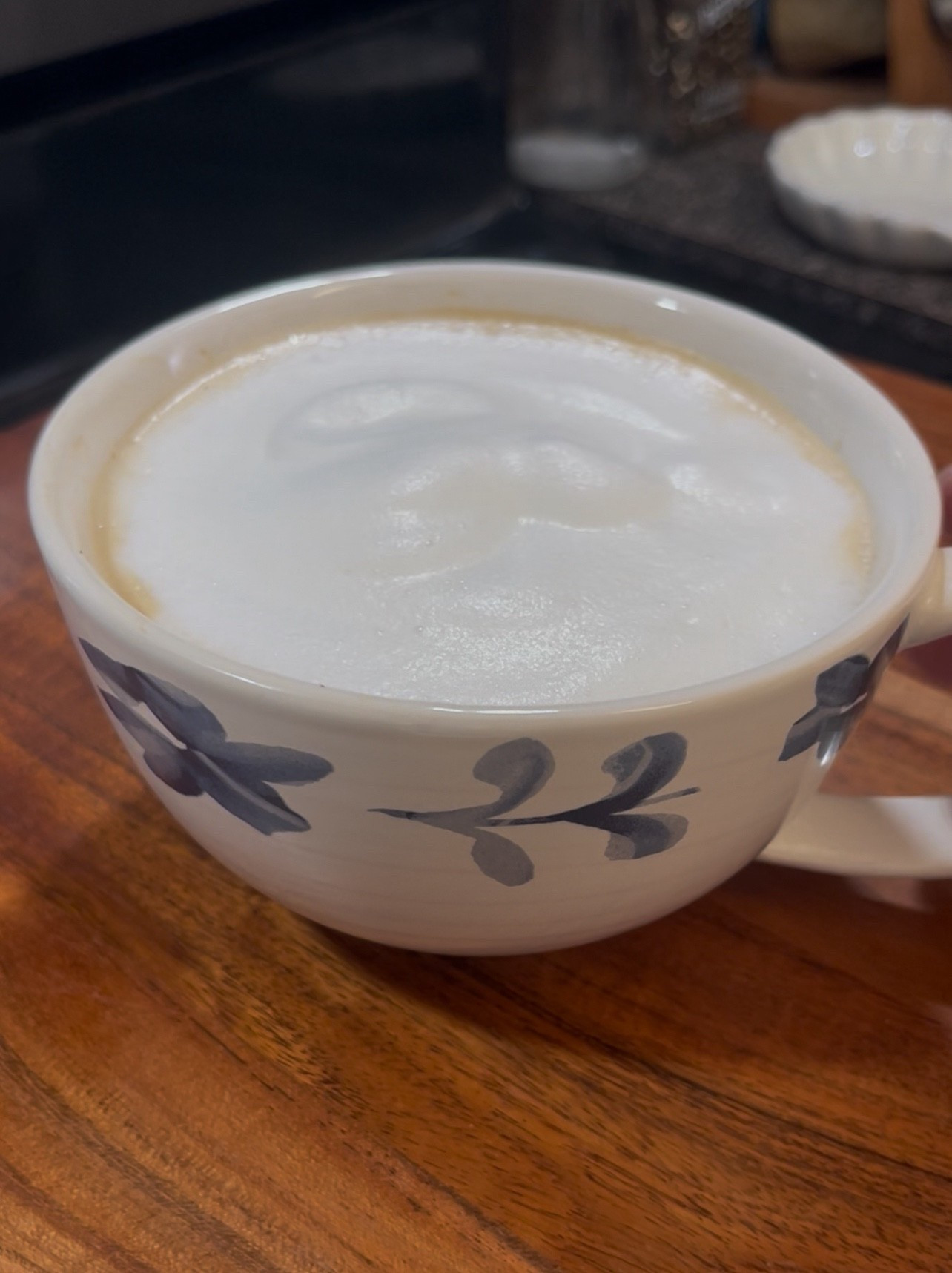 Latte mug - Blue Floral stoneware

Latte making supplies:
Aeroccino 3
Nespresso pods
Ninja Espresso and Coffee Barista Maker
Frothing mug

#LTKfoodie #LTKmorningroutine #LTKGiftGuide