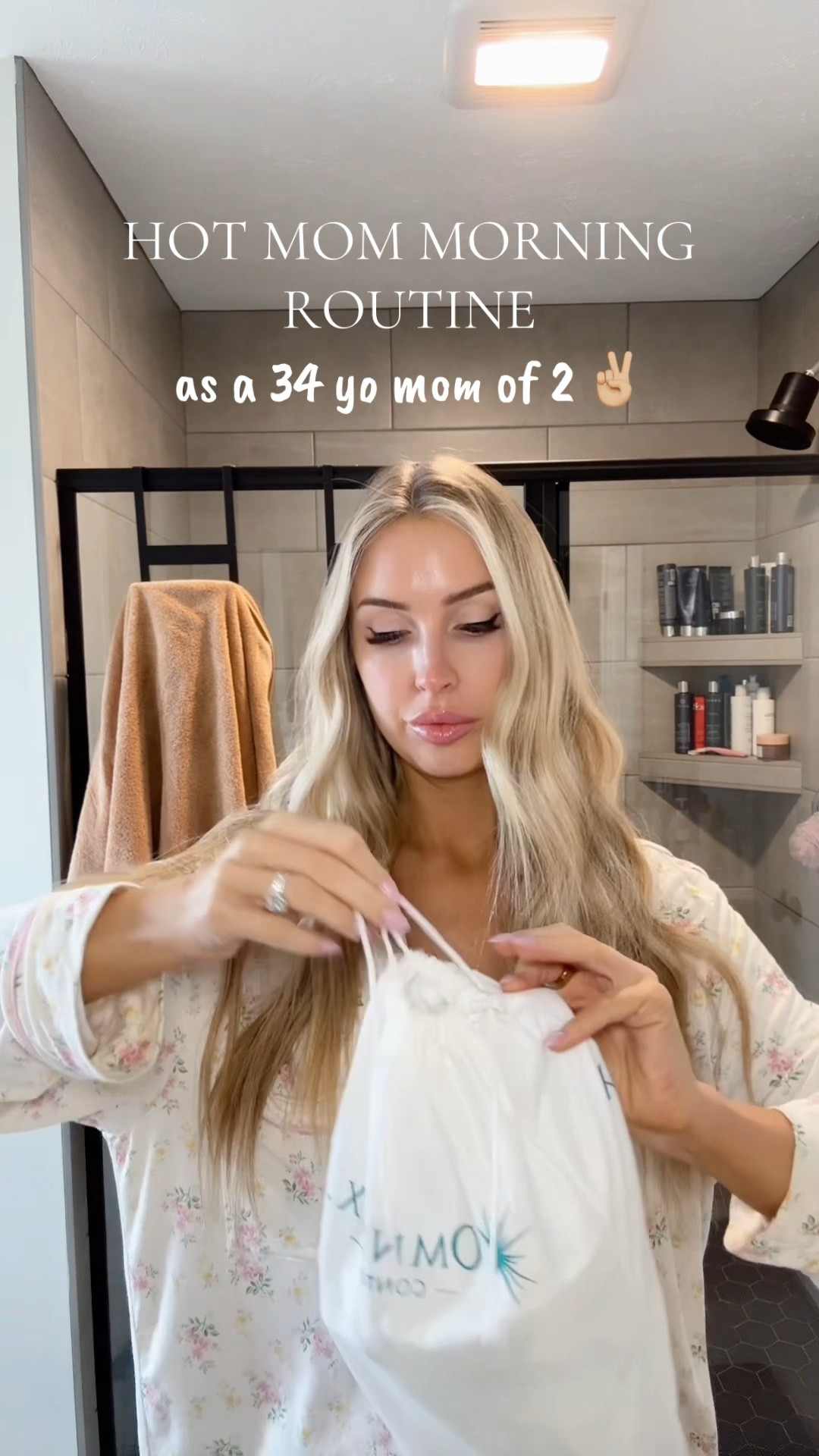 Morning mom routine 🔥😘🫶🏼

#LTKmomlife #LTKmorningroutine #LTKgrwm