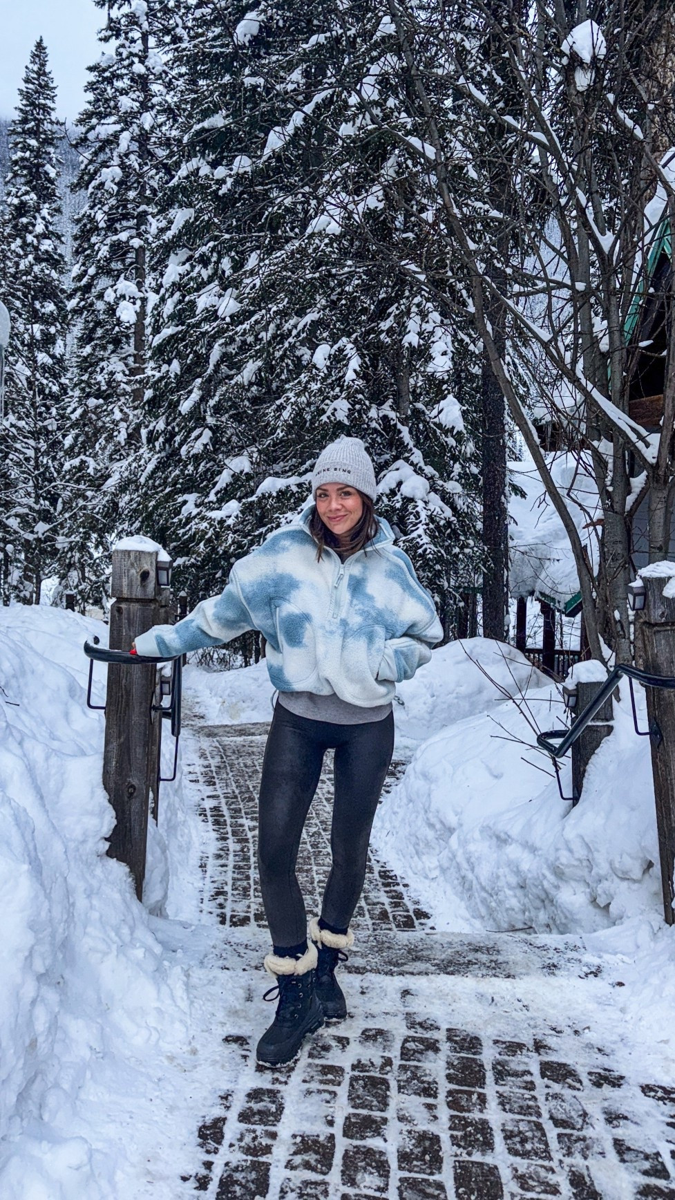 Cozy winter ski lodge outfit! 

#LTKHoliday 

#LTKFindsUnder100 #LTKFindsUnder50
