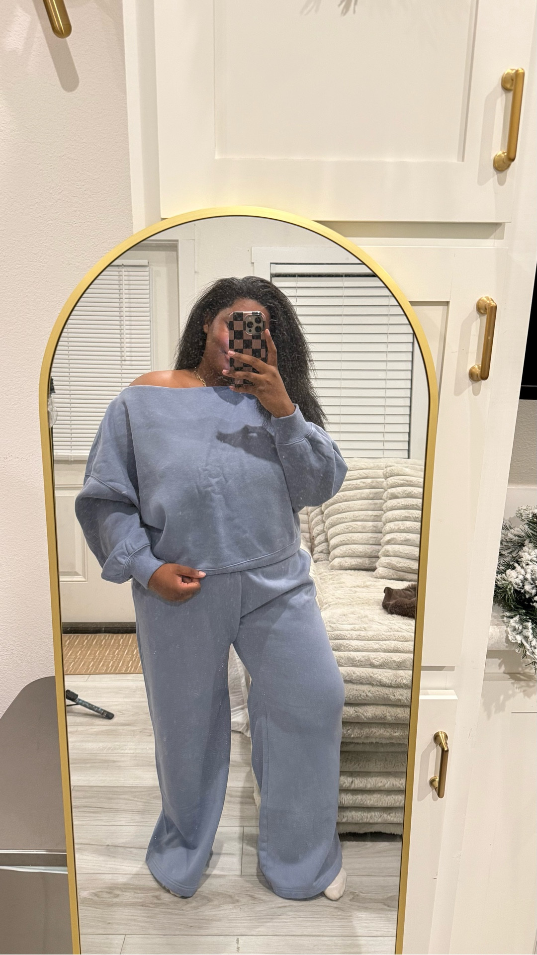 I may be the most dramatic person there is!!!! But why is this soooo cute !!! 

#LTKHoliday #LTKGiftGuide #LTKMidsize