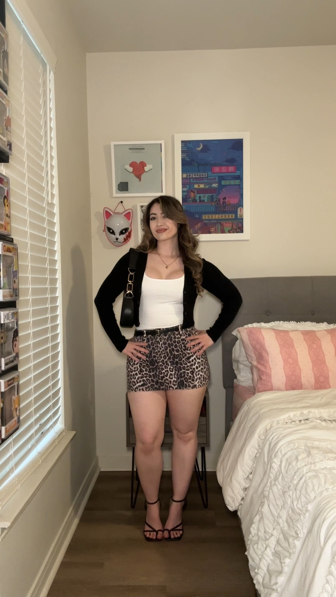 leopard mini skirt outfit

heels: old prettylittlething :/
cardigan: target wild fable long sleeve cropped cardigan