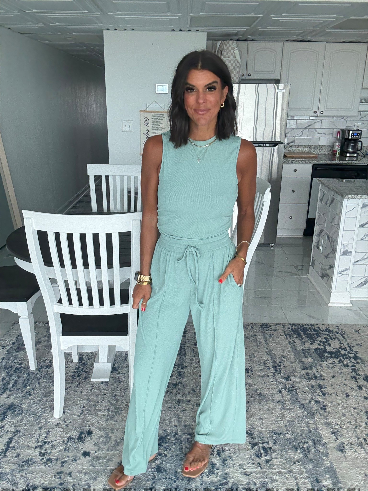 Size small in set

#LTKFindsUnder100 #LTKSeasonal