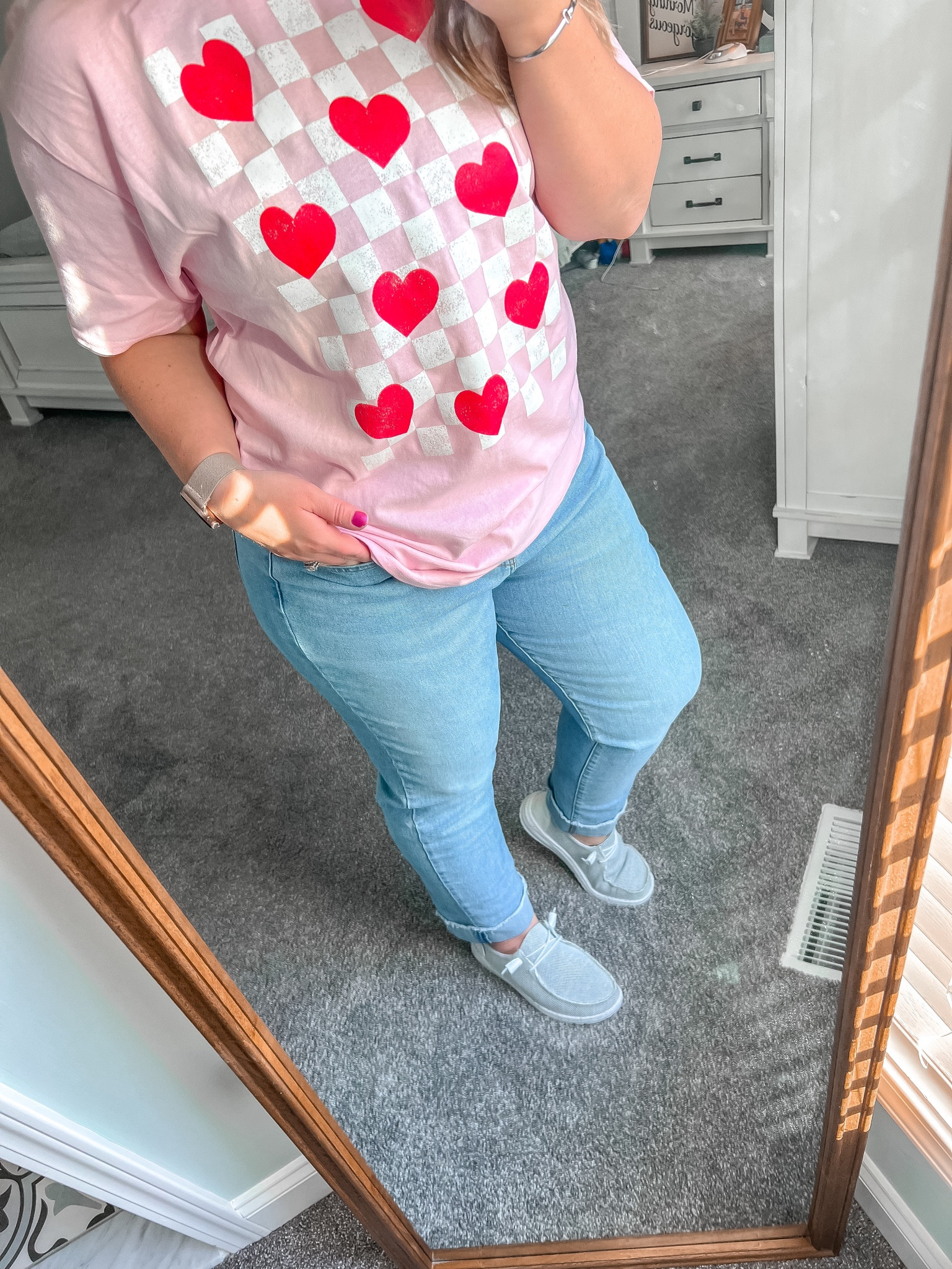 💌 RUN! $10 T for the perfect Valentines outfit! 

👚large- runs roomy, could easily size
Down! 
👖size 10

#LTKstyletip #LTKmidsize #LTKfindsunder50