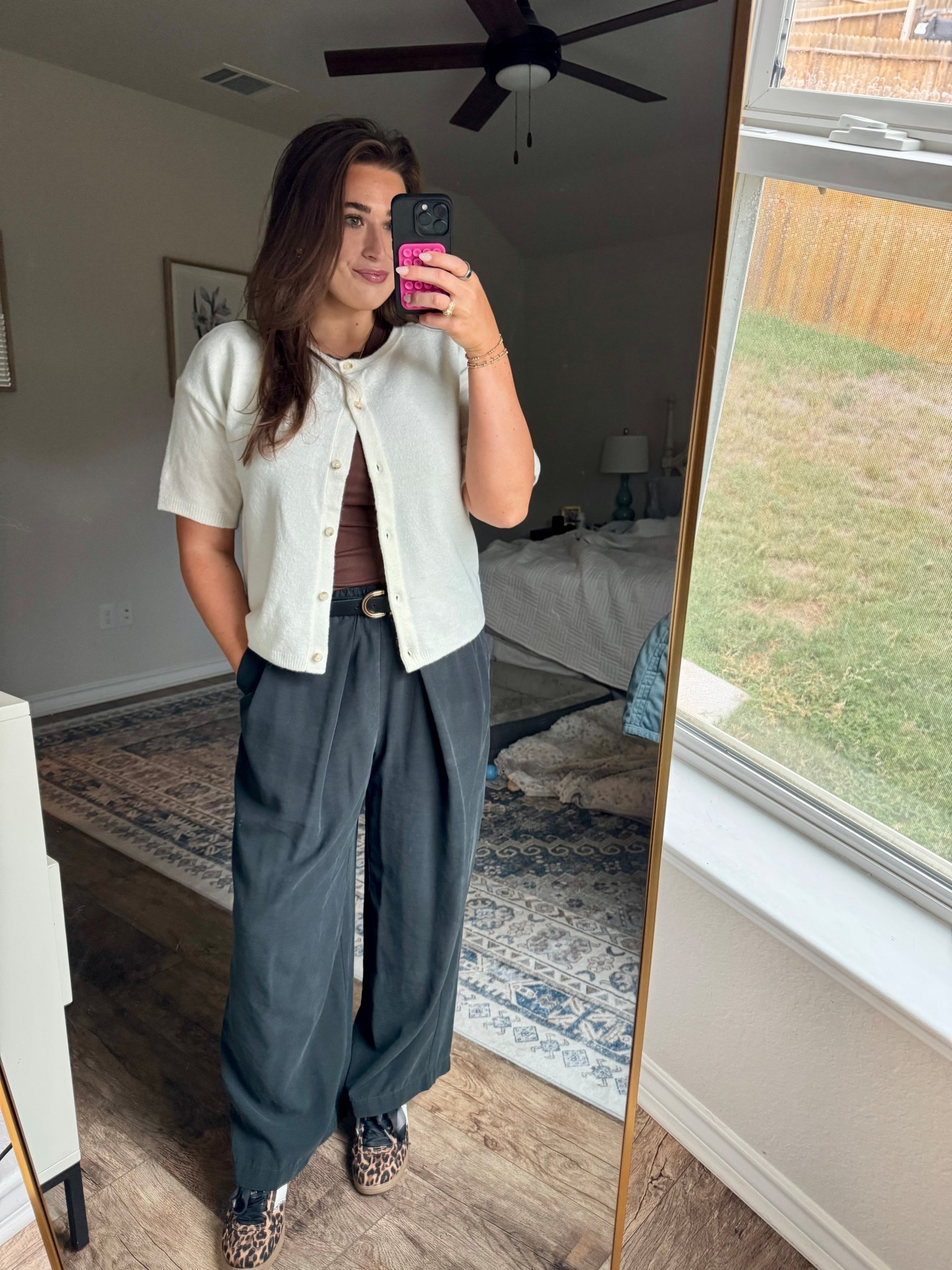 Easy layers I’ll be wearing on repeat 🍂✨ wide-leg trousers + cozy cardigan = effortless style. #linenpants #fallfashion #cozyfall #workwear

#LTKShoeCrush #LTKFallSale #LTKWorkwear