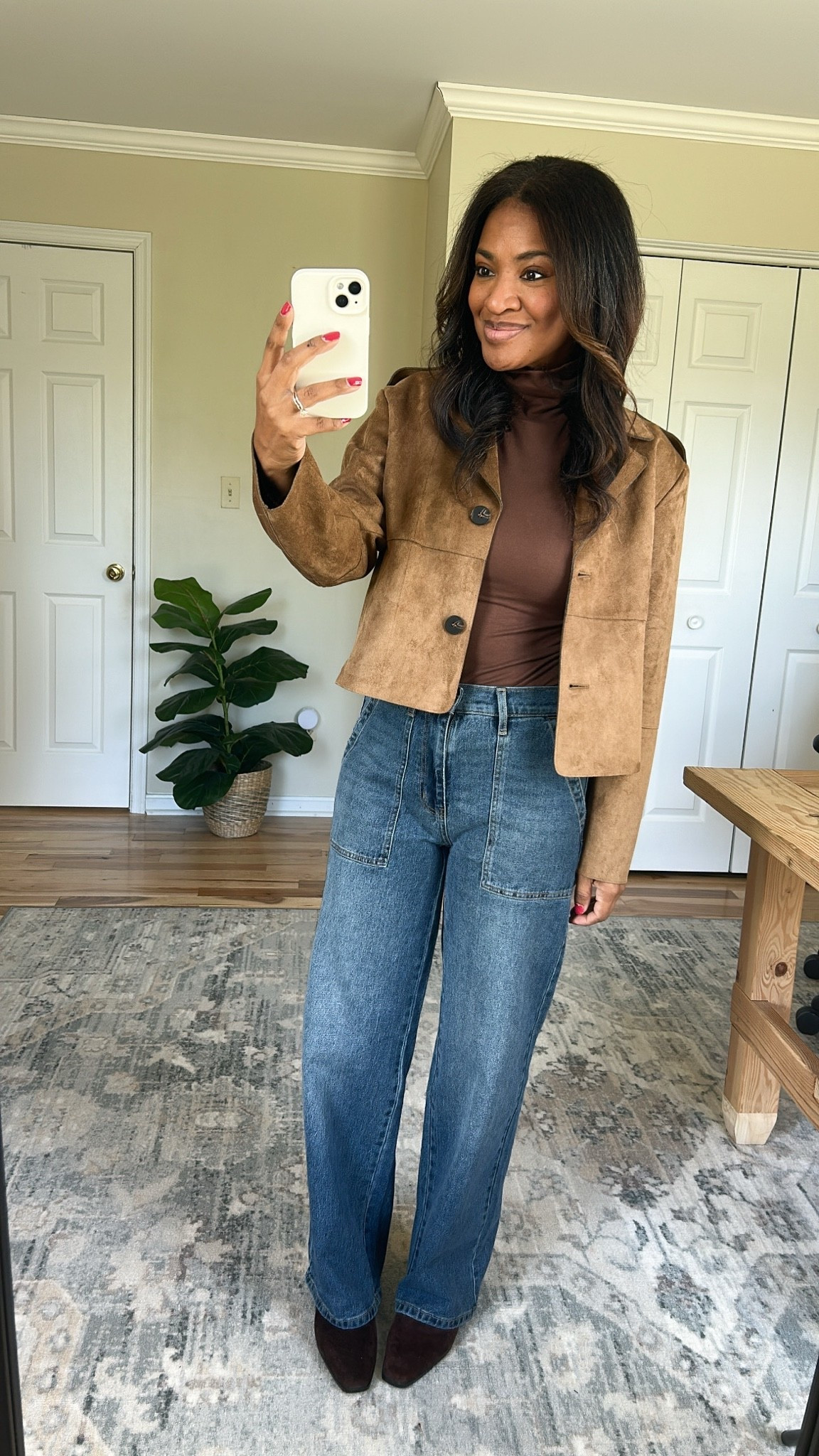 Wearing a size 4 in the jeans. Size small and everything else. ￼