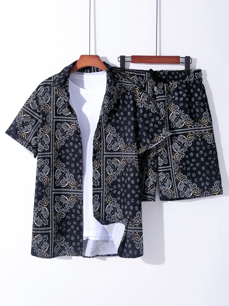 Men Random Paisley Scarf Print Shirt & Drawstring Waist Shorts Without Tee | SHEIN