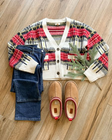 Casual Christmas outfit. Christmas party outfit. Plaid cardigan. Tazz UGGs. 

#LTKGiftGuide #LTKHoliday #LTKSeasonal