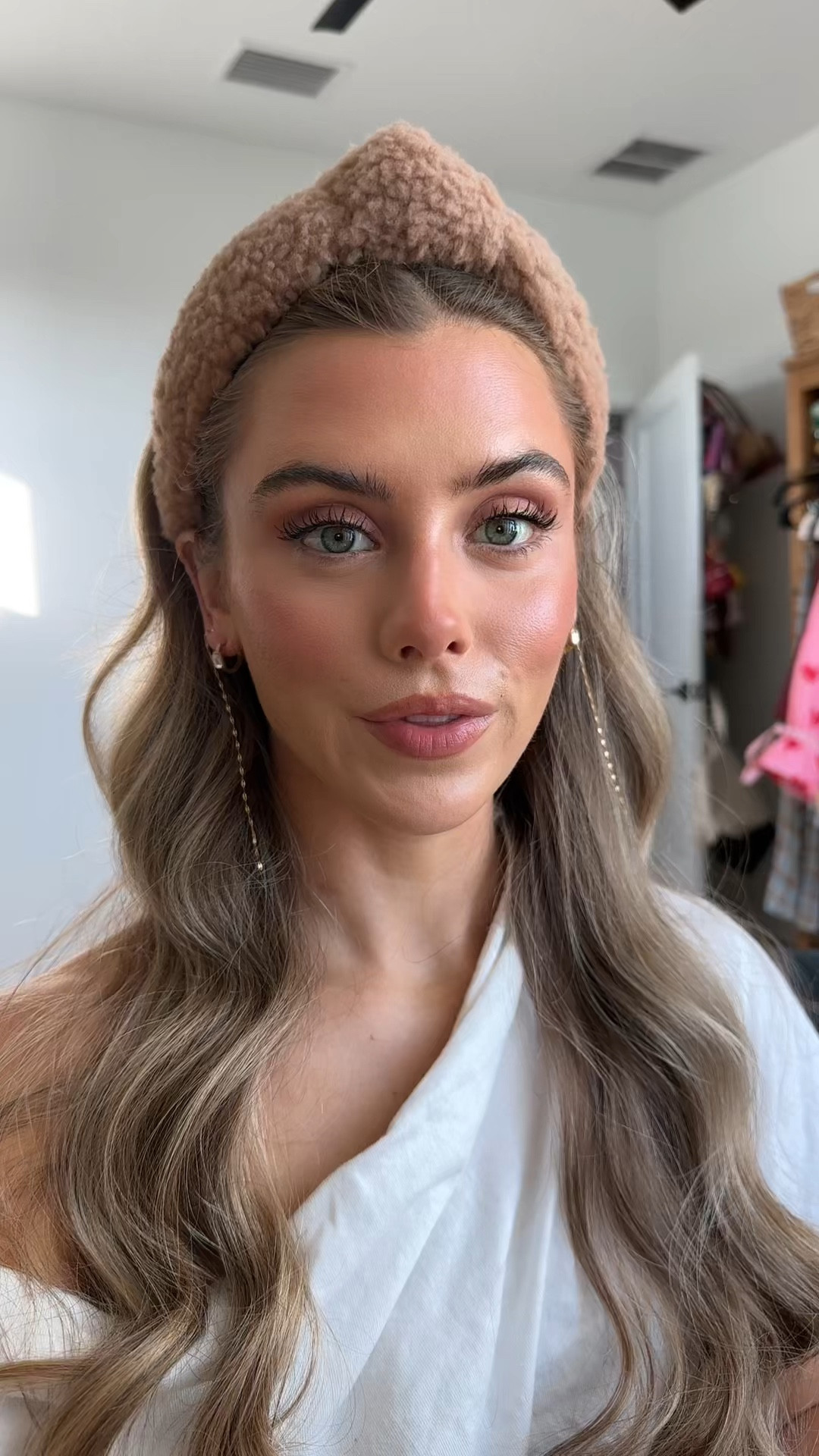 @patrickta What it is: A high-shine, sheer lip balm with a rich, cushiony texture and moisturizing ingredients that nourish lips for a softer, smoother pout.

Formulation Type: Lip Balm & Treatment



Benefits: Hydrating

Highlighted Ingredients: - Peptides: Stimulate collagen production for visibly plumped, contoured, and volumized lips.

- Bakuchiol: Improves pigmentation to smooth and soften lips.

- Blend of Sweet Almond Oil and Coconut Oil: Intensely moisturizes lips.



Ingredient Callouts: Free of parabens, formaldehydes, phthalates, retinyl palmitate, oxybenzone, coal tar, hydroquinone, sulfates SLS & SLES, triclocarban, triclosan, and contains less than one percent synthetic fragrance. This product is also vegan.


What Else You Need to Know: Sheer shades pair with plumping peptides and bakuchiol for softer, smoother, luxurious lips. The coveted, cushiony texture feels rich but never heavy, which makes it comfortable and wearable for any occasion. The mask-like feel meets a gloss-like finish, elevated by custom gourmand flavors. @Sephora 

#LTKBeauty #LTKgrwm #LTKselfcare