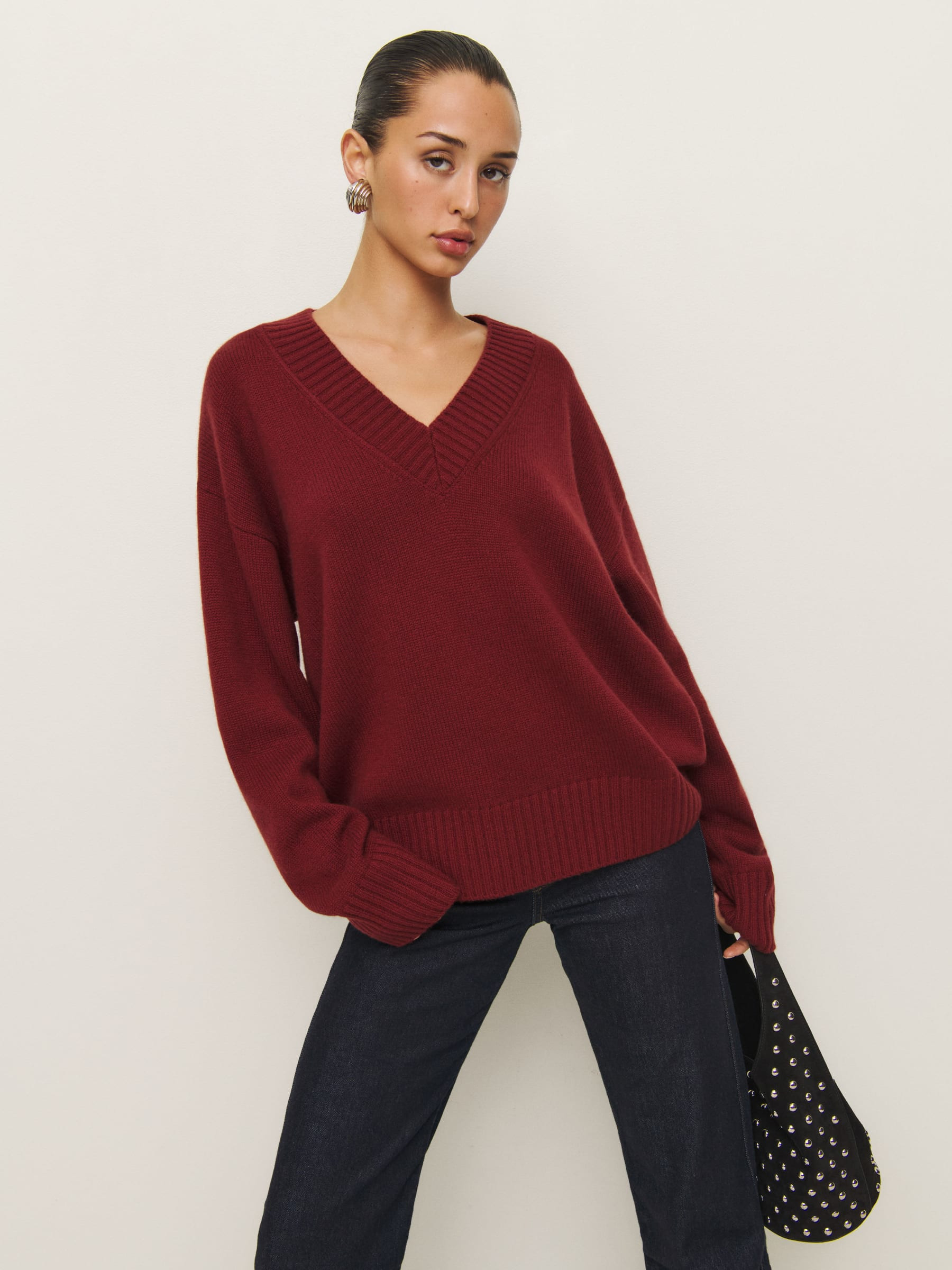 Jadey Cashmere Oversized V-neck Sweater | Reformation (Global)