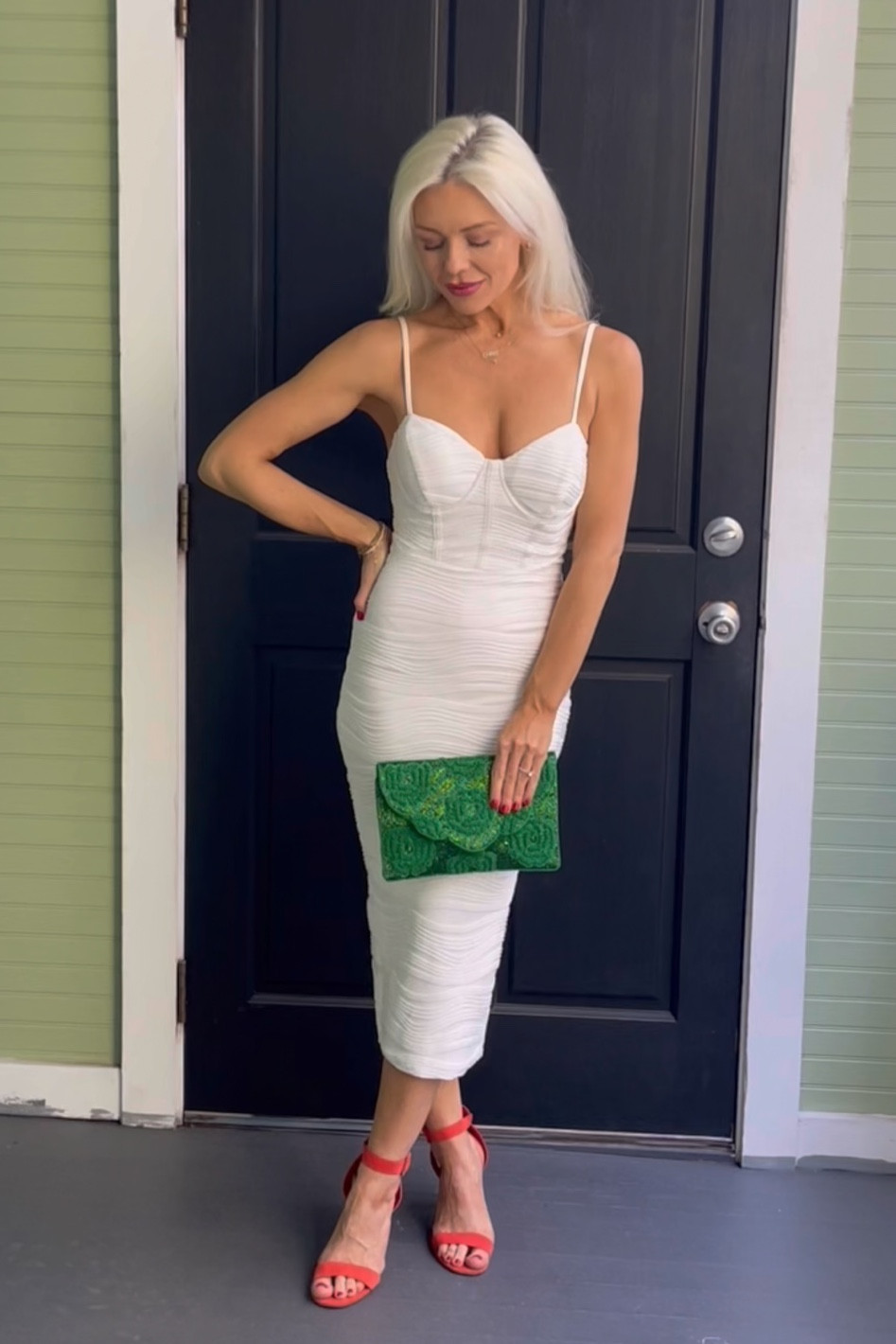 #lulus textured bodycon for #bachelorette weekend

#LTKfindsunder100 #LTKSeasonal #LTKwedding