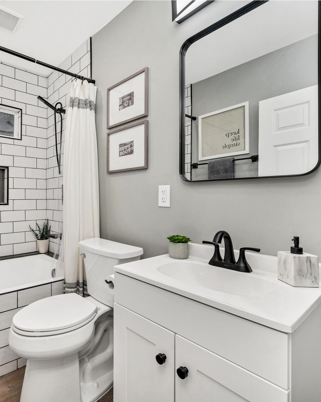 Western Design 
Nashville Airbnbb

#LTKHome #LTKTravel