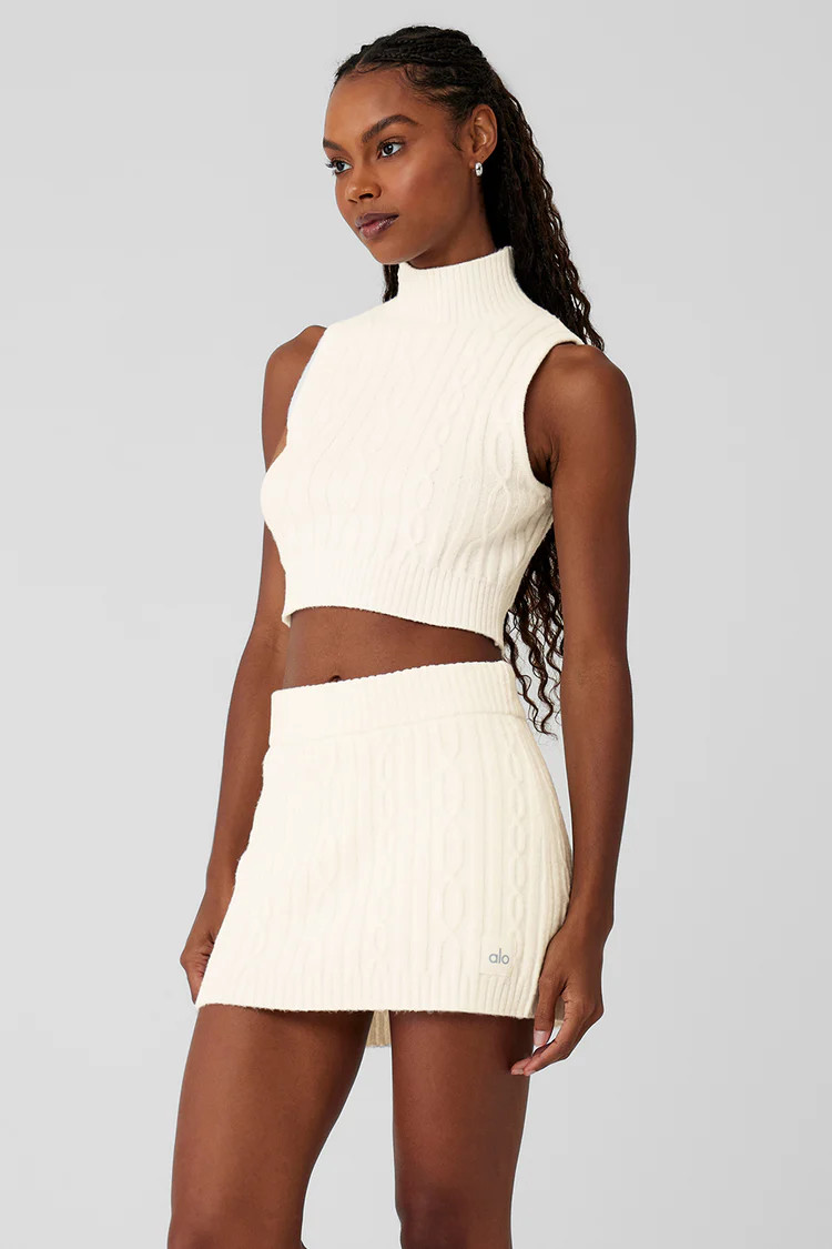 Cable Knit Winter Bliss Mock Neck Tank | Alo Yoga (US)