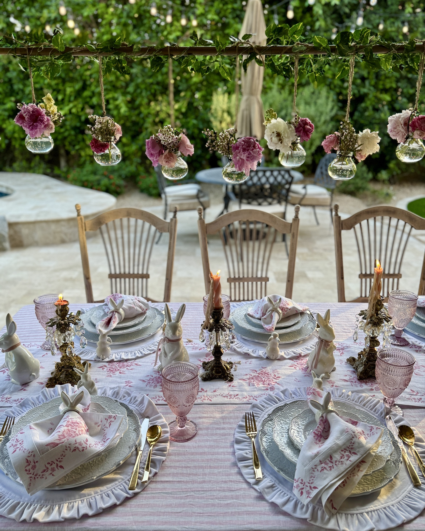 Easter Alfresco table 2026🐇🌸🍃

Tablescape, table top decor, tablescape, Easter table, spring table, table rod, hanging jars 

#LTKHome