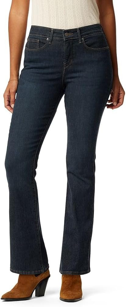 Levi Strauss Signature Gold Women's Totally Shaping Bootcut Jeans | Amazon (US)