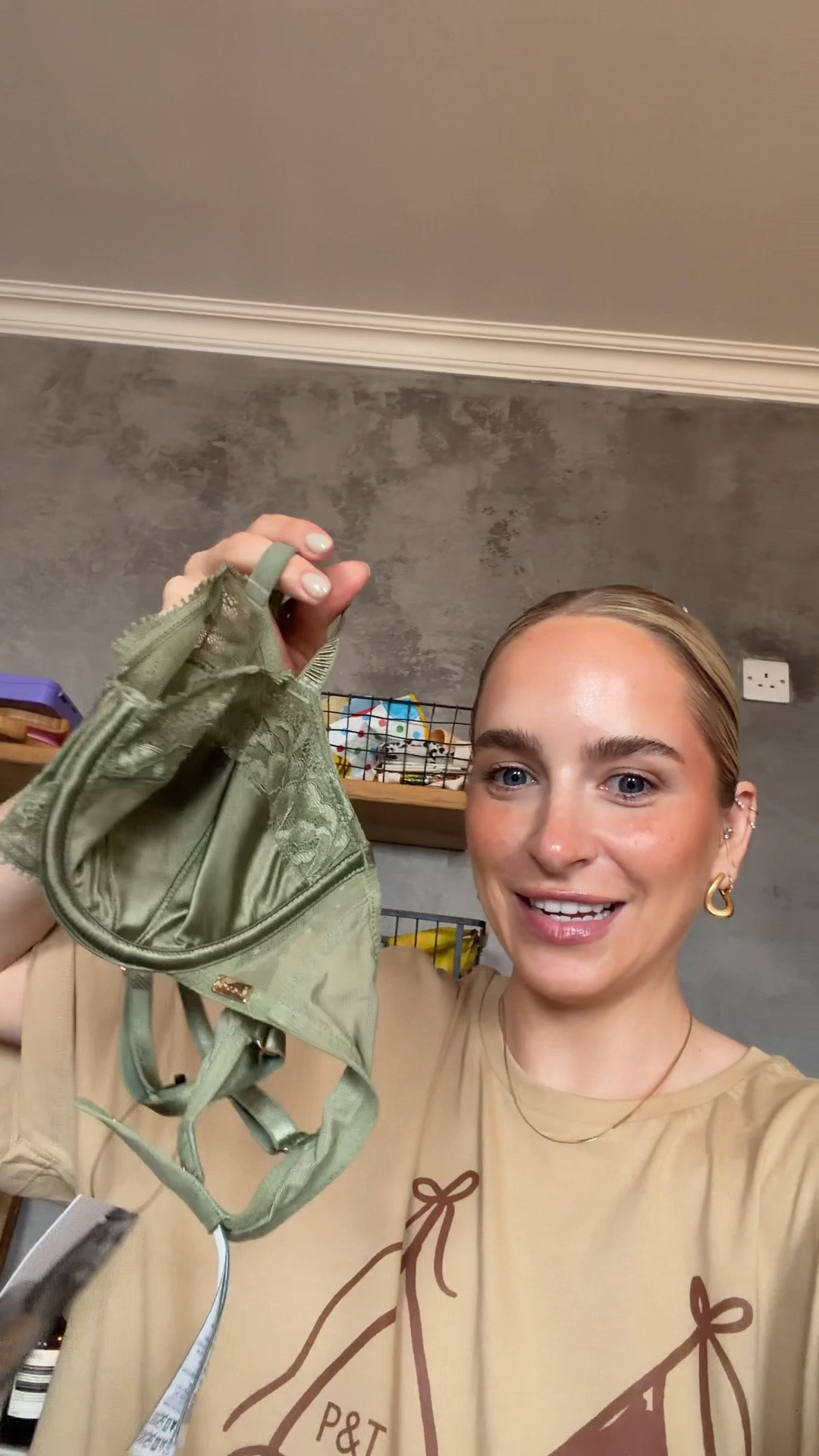 Olive green bra and pants set 🫒

#LTKsummer #LTKuk
