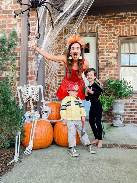 Last minute Halloween costume for the family! With prime shopping you can get these costumes in just two days! Super affordable 🤩

#LTKSeasonal #LTKHalloween #LTKstyletip